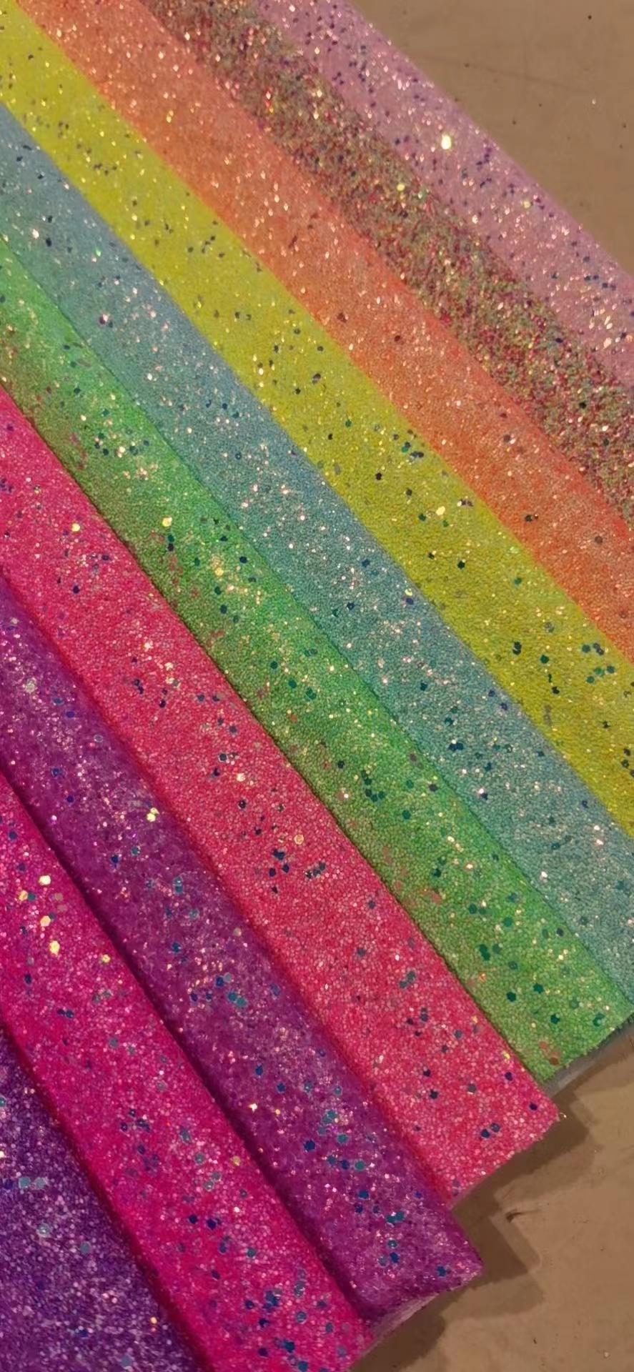 TH1155 large quantities of high, medium and low-grade leather fabrics in stock, direct sales from the manufacturer, best-selling new styles