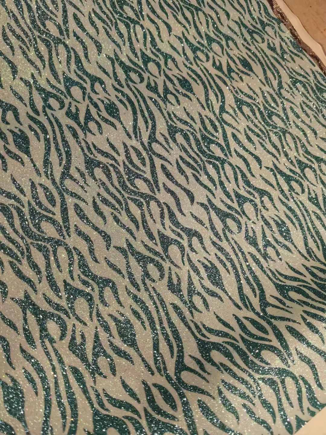 TH1153 Large stock of high, medium and low-grade leather fabrics, direct sales from the manufacturer, best-selling new styles Item Picture