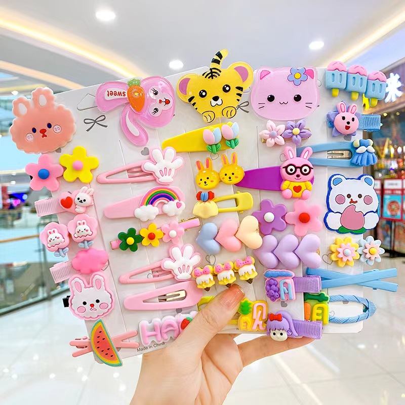 2021 New children's hair clips, new Korean Internet celebrity baby hair accessories, girl's bangs hair clips, princess cartoon headwear h-66 details Picture