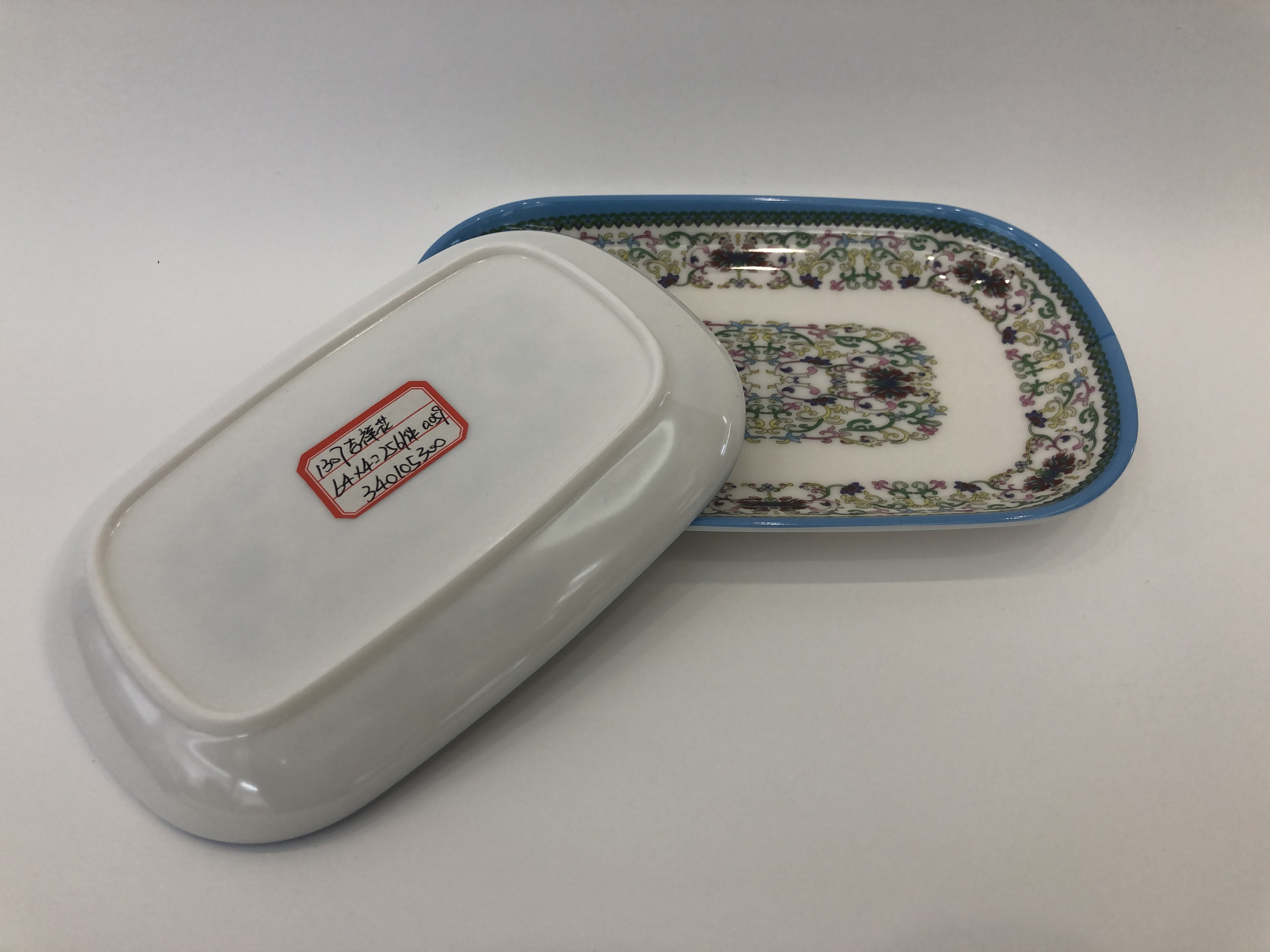 Melamine plates, porcelain imitation tableware, plastic tableware, hotel tableware, vegetable plates, rectangular vegetable plates, frosted plates, cold dish plates, towel plates Application Scenario