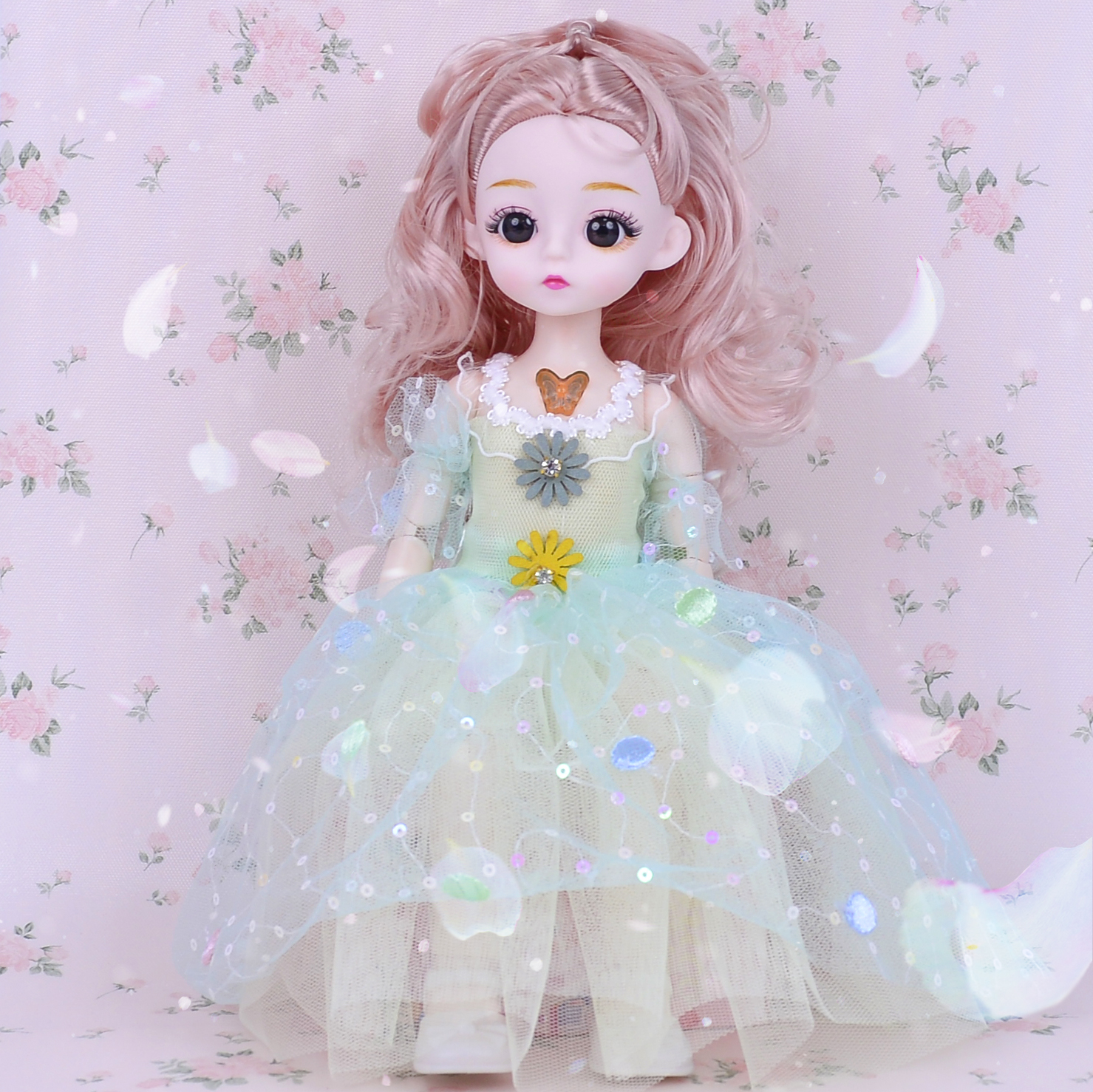 玩具/芭比娃娃/洋娃娃细节图