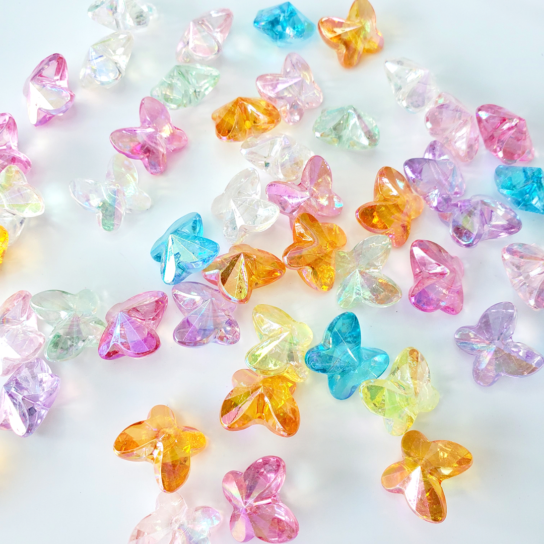 Wholesale of Chen Ming's acrylic transparent AB butterfly-shaped necklaces, loose bead earrings, hair strings and other accessories