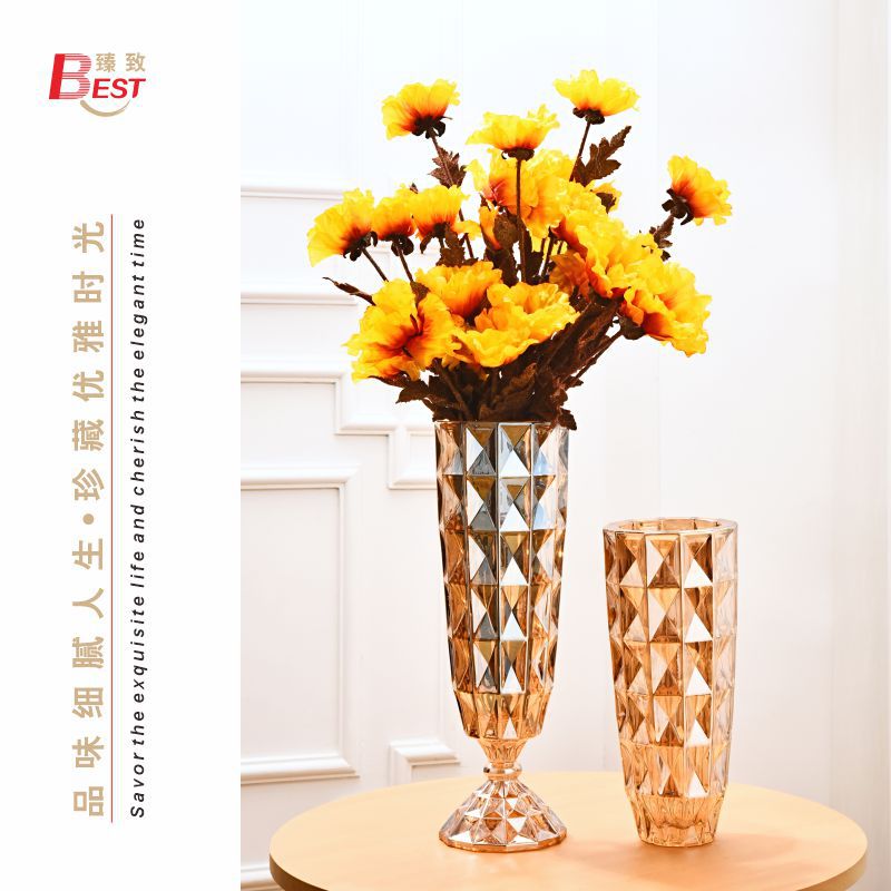 Yuxing Glass Large Vase Thickened crystal glass vase ornament, creative living room flower arrangement transparent water-grown rose decorative ornament details Picture