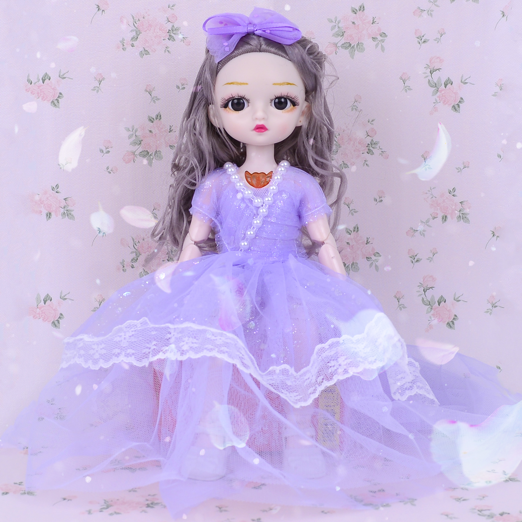 玩具/洋娃娃/芭比娃娃白底实物图