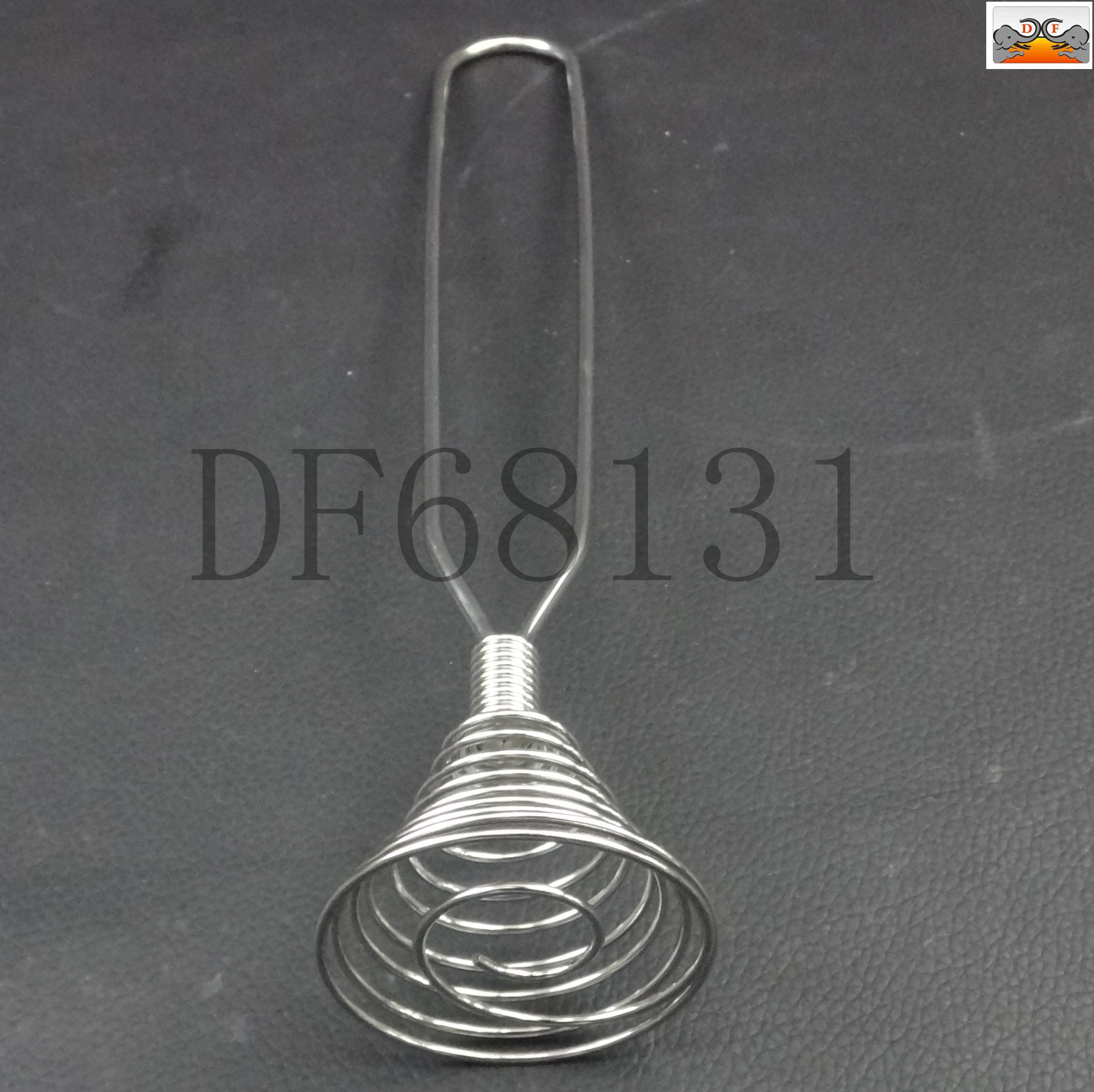 DF68131 steel wire egg beater, stainless steel press type egg beater, egg cream mixer, household manual press type rotary mixer, DF TRADING HOUSE Specification image