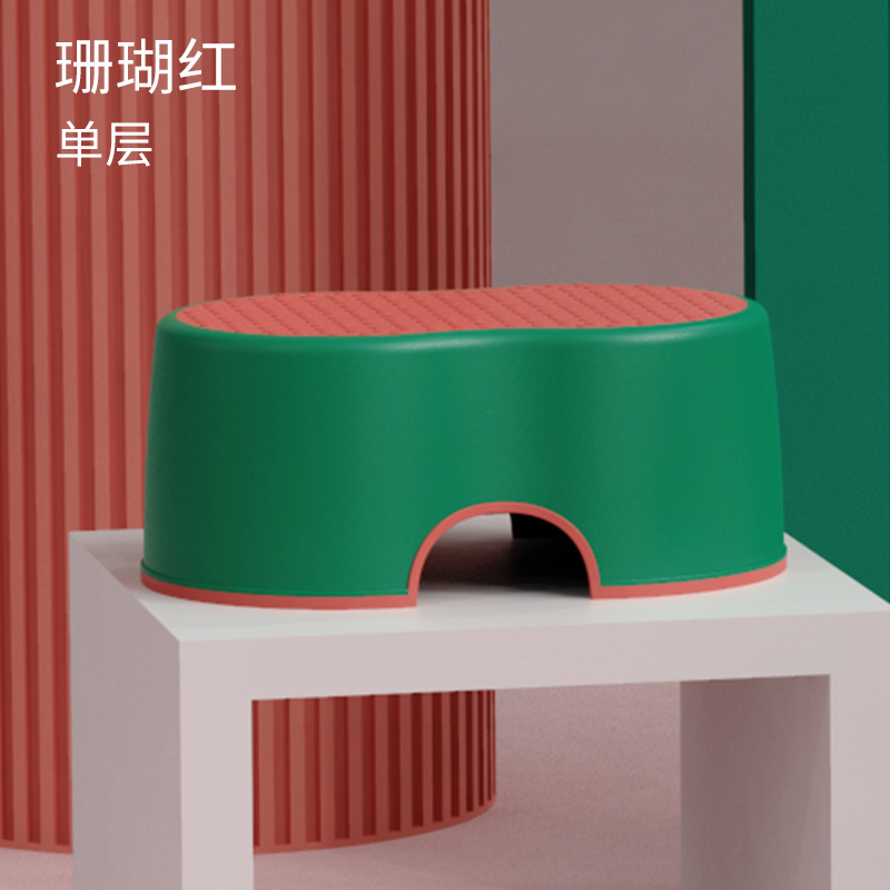 儿童垫脚凳白底实物图