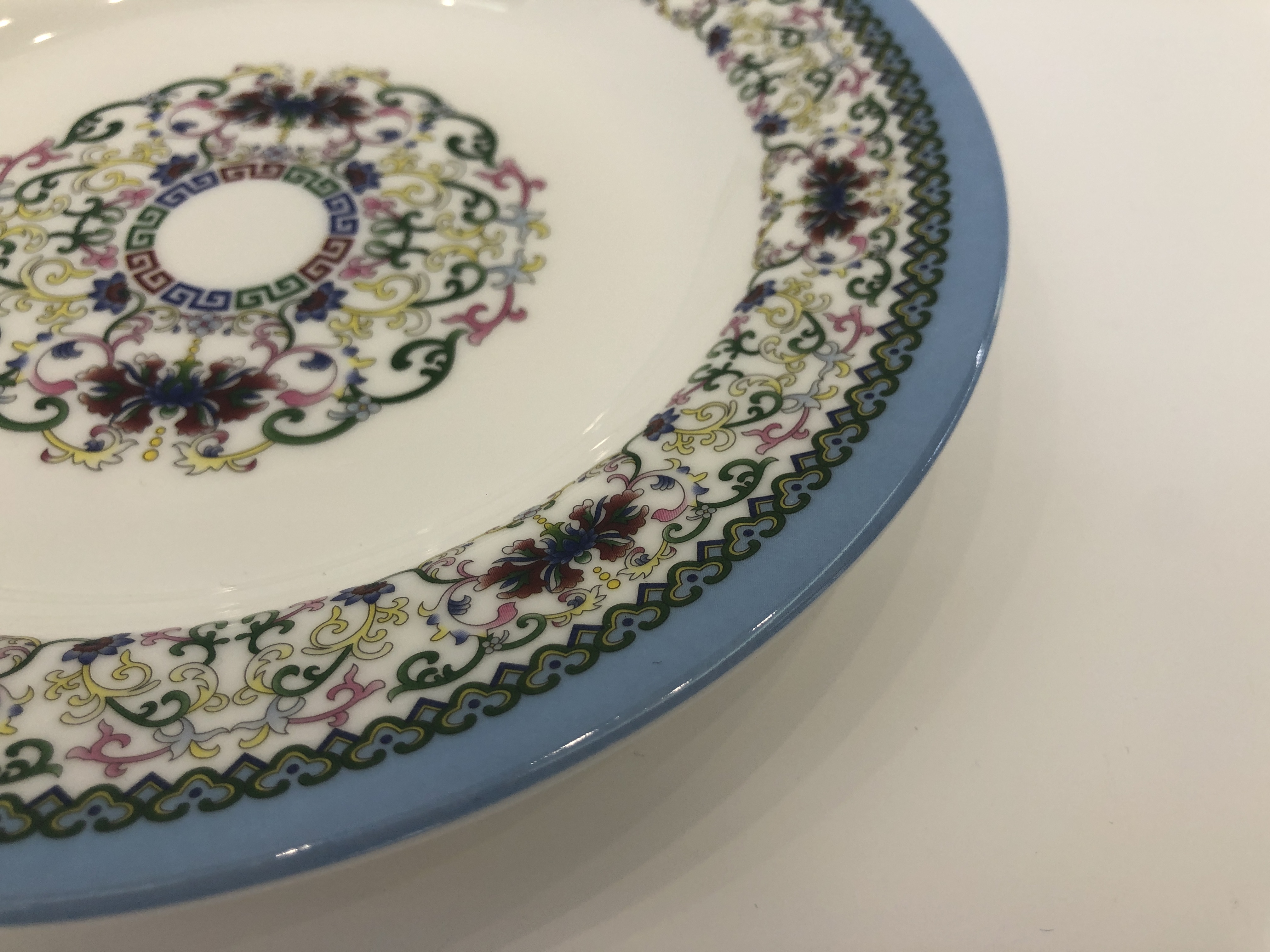Melamine plates, porcelain imitation tableware, plastic tableware, hotel tableware, frosted plates, cold dish plates, auspicious flower soup plates, round plates Item Picture