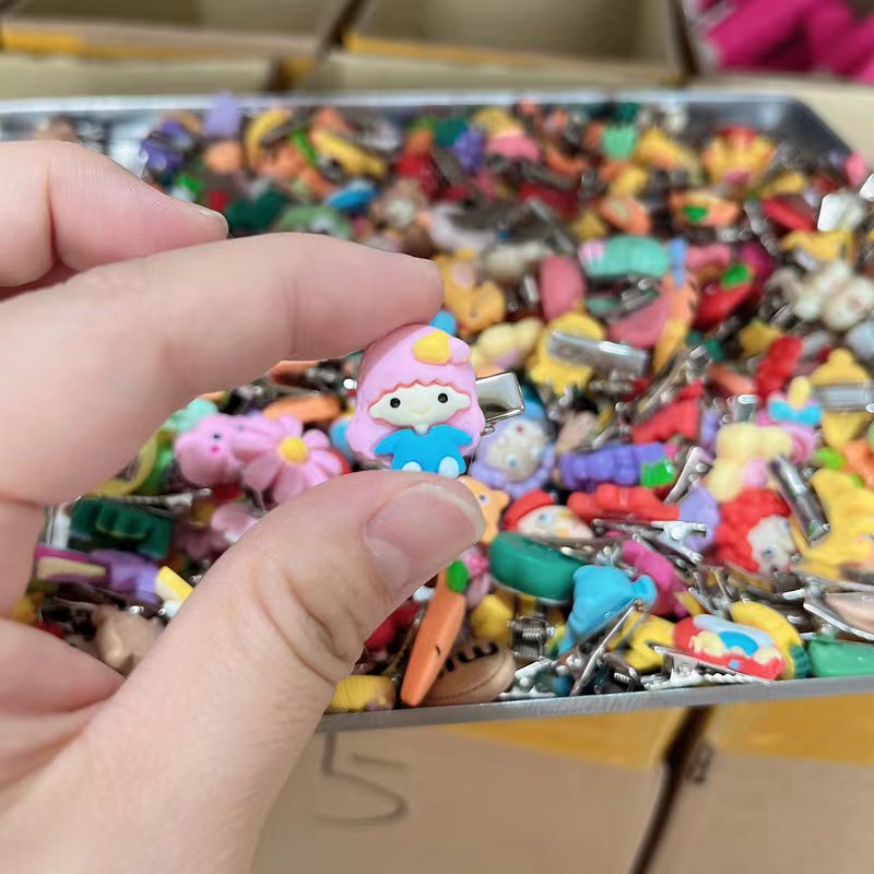 2022 New Children's hairpins and clips, cute fruit cartoon hair accessories for babies, non-damaging duckbill clips, small clips, wholesale hair accessories for girls h-0612 Item Picture