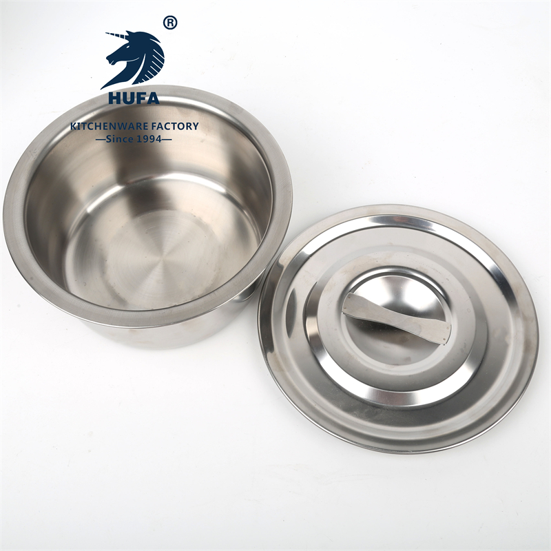 Stainless steel pot, steel lid, five-piece pot, stainless steel pot, metal pot, metal cooking pot, kitchenware pot, soup pot, covered cooking pot, Thai cooking pot Application Scenario
