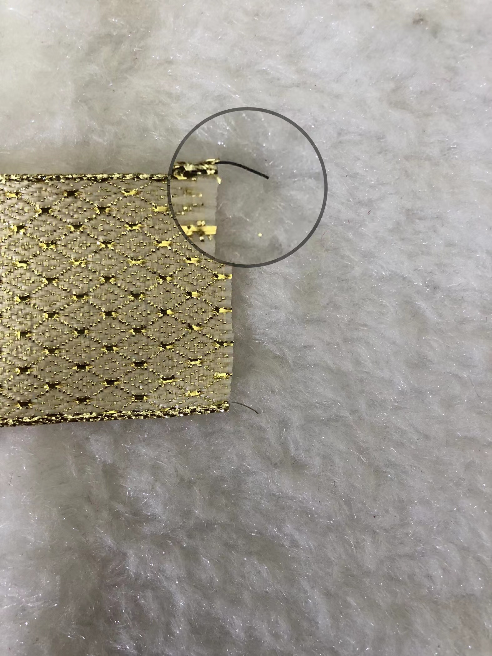 Item No. 1046 Christmas Gift Packaging Decoration Christmas Tree DIY Golden diamond-patterned Double-sided Wire Webbing 3.8cm Specification image