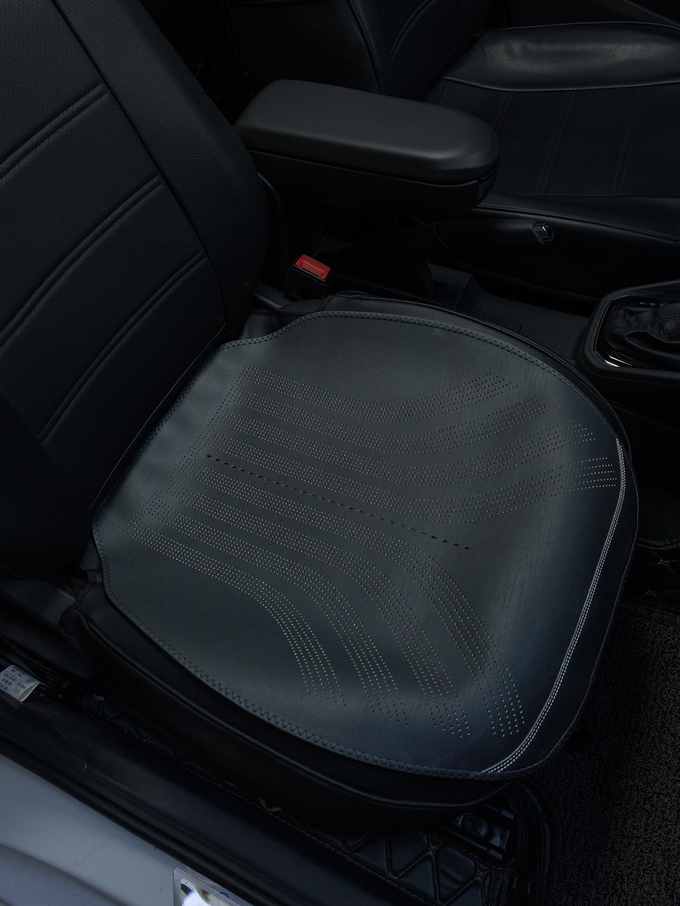 汽车用品/汽车坐垫/新款纳帕皮产品图