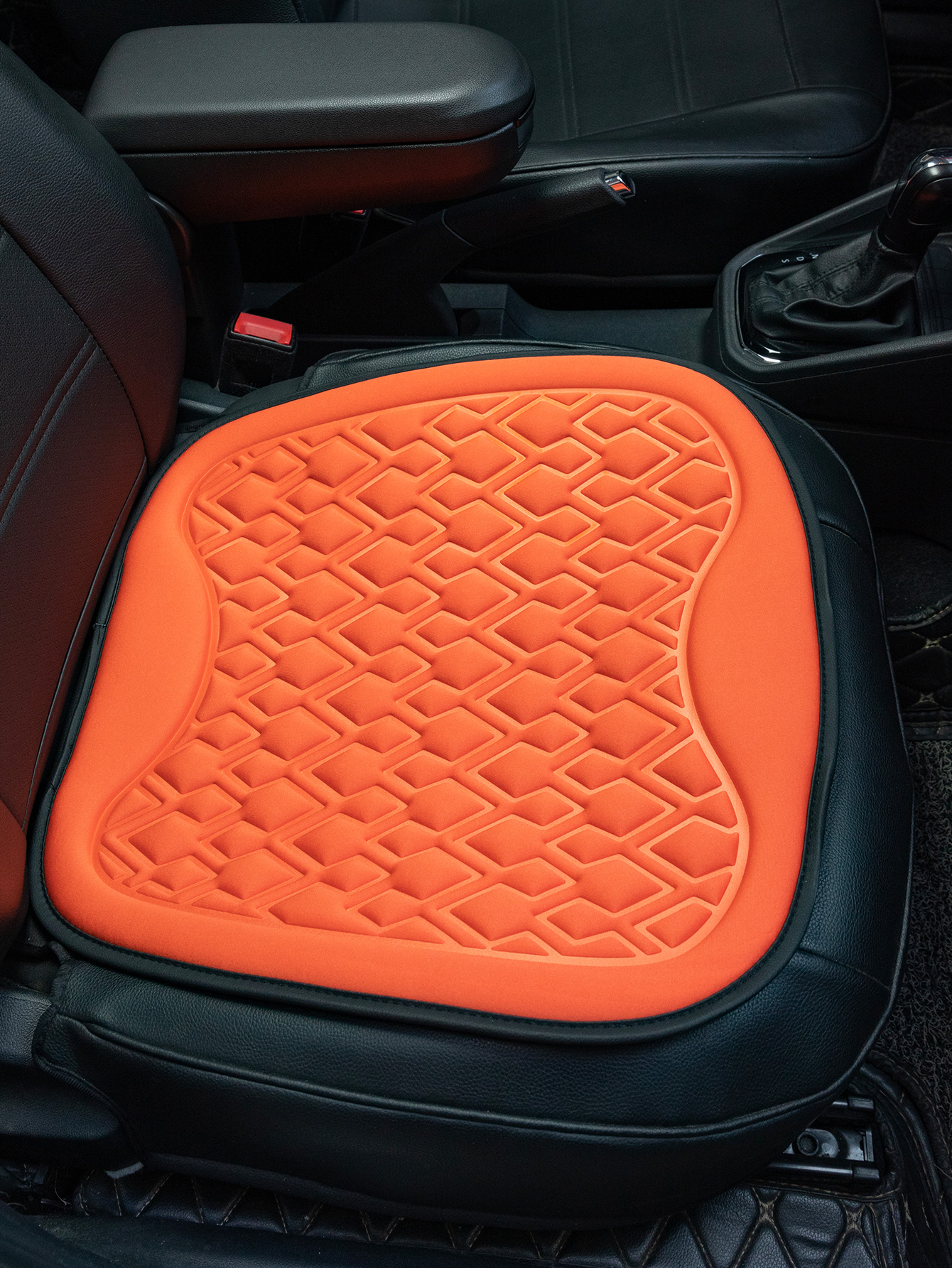 汽车坐垫/夏季凉垫/小蛮腰坐垫细节图