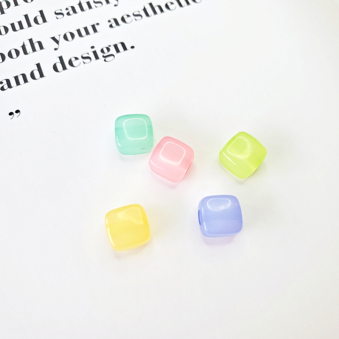 Chen Ming Accessories 8*6 Jelly Dyed Acrylic Small square scattered Beads Children's DIY Handmade small bead material accessories Specification image