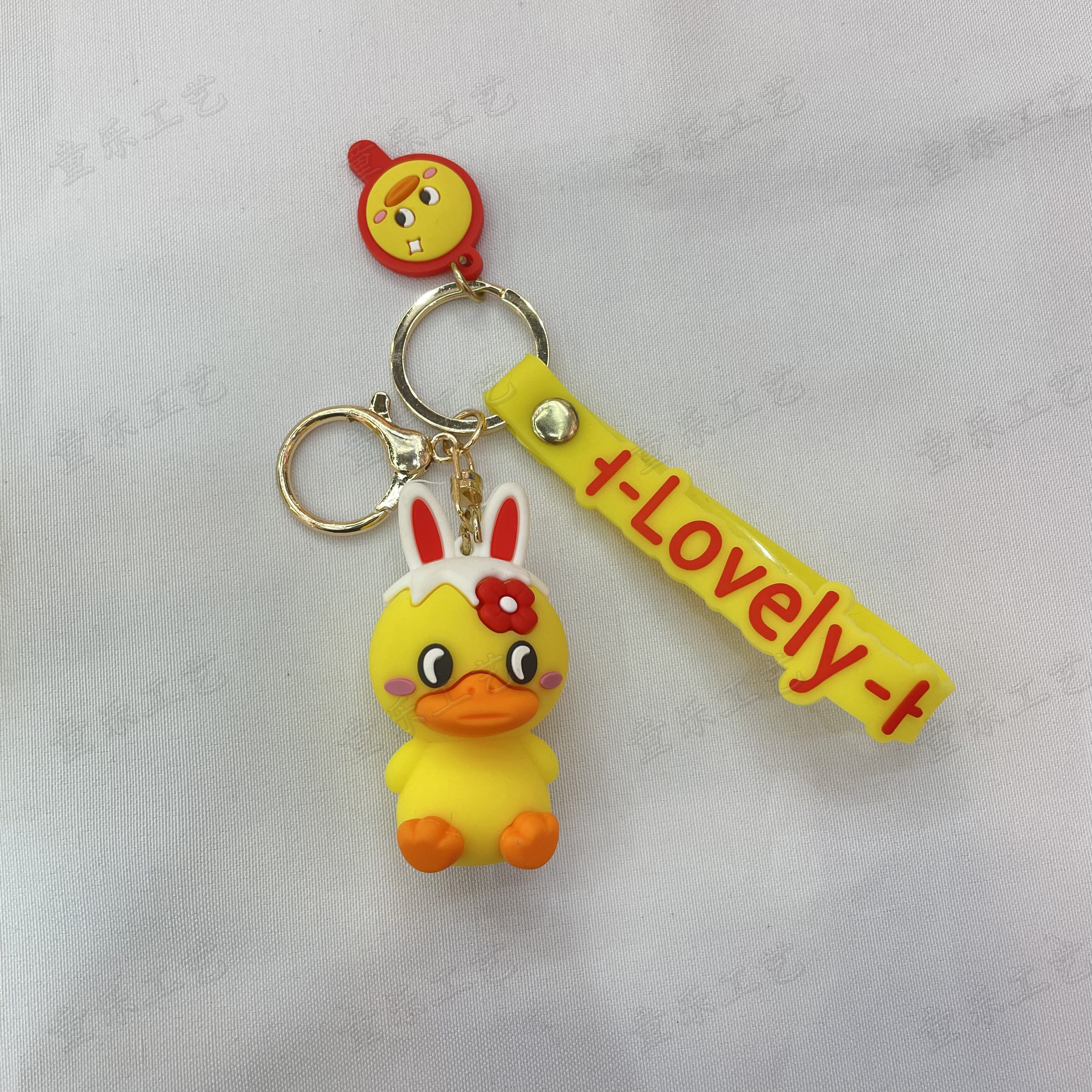 卡通兔儿鸭钥匙扣挂件创意钥匙扣网红鸭挂件书包汽车挂饰装饰