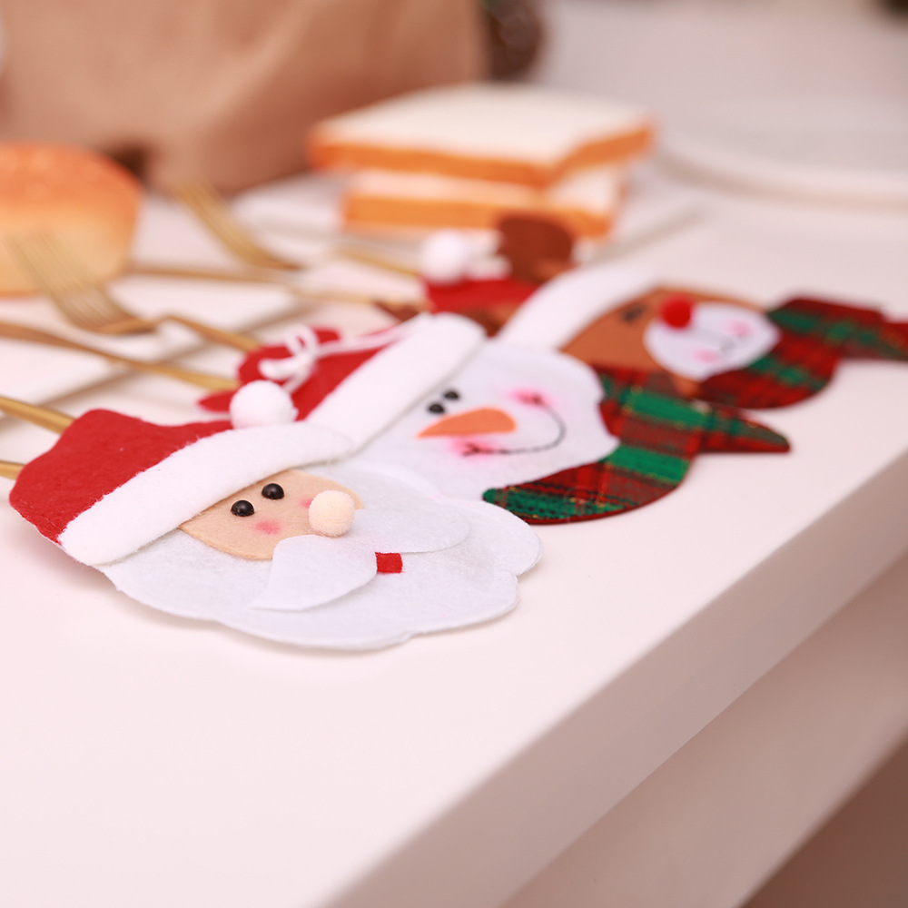 Hao Bei's new Christmas decorative items: table knife and fork sets, creative cartoon tableware sets, Santa Claus knife and fork bags details Picture