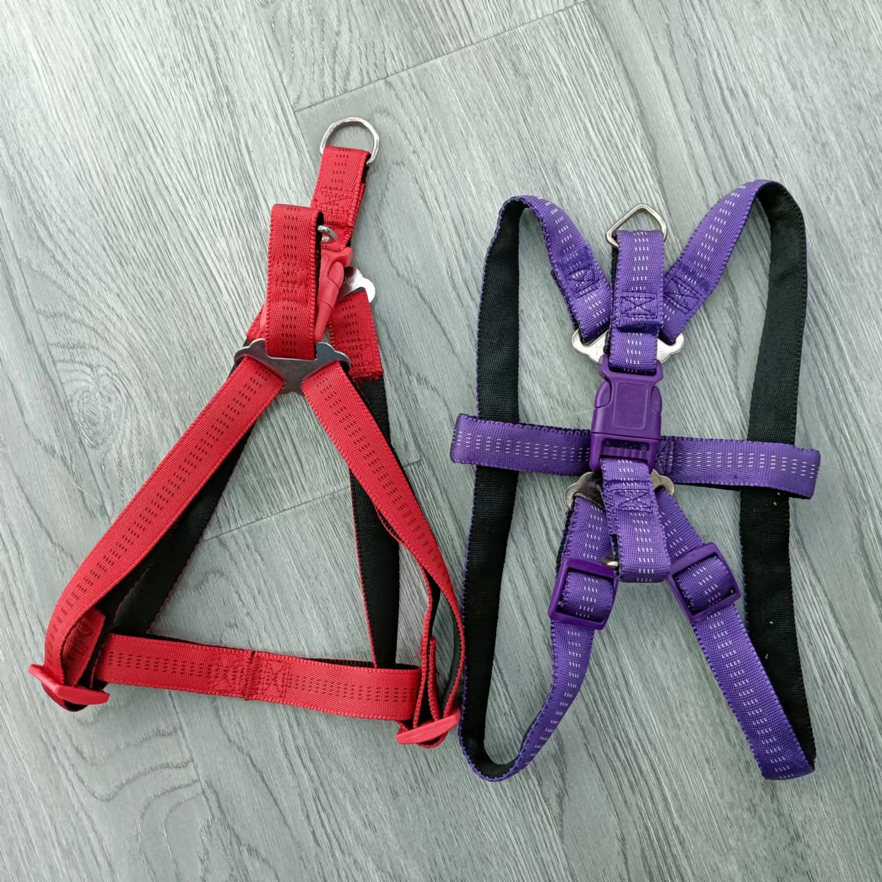 2.0 Double-layer soft cotton dot dog small dog leash, Teddy puppy chest and back two-piece dog leash Application Scenario