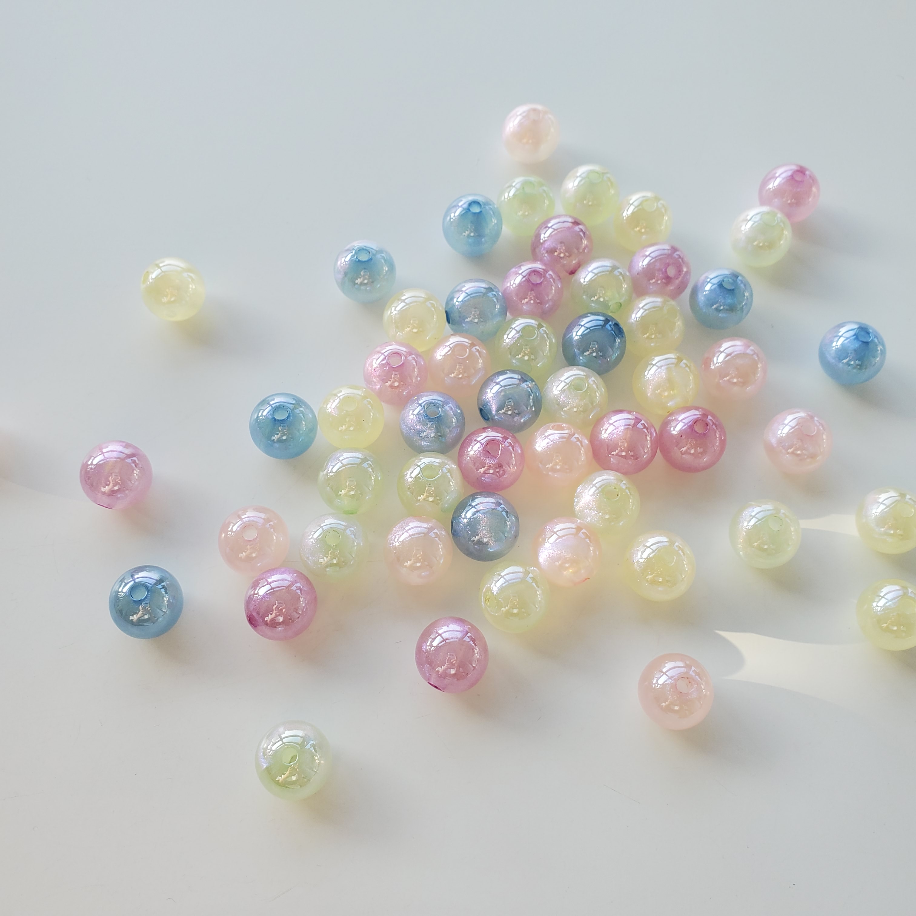 Acrylic pearlescent sugar beans, 14mm round beads, loose beads, string beads, diy material, children's necklace, hair tie accessories Application Scenario