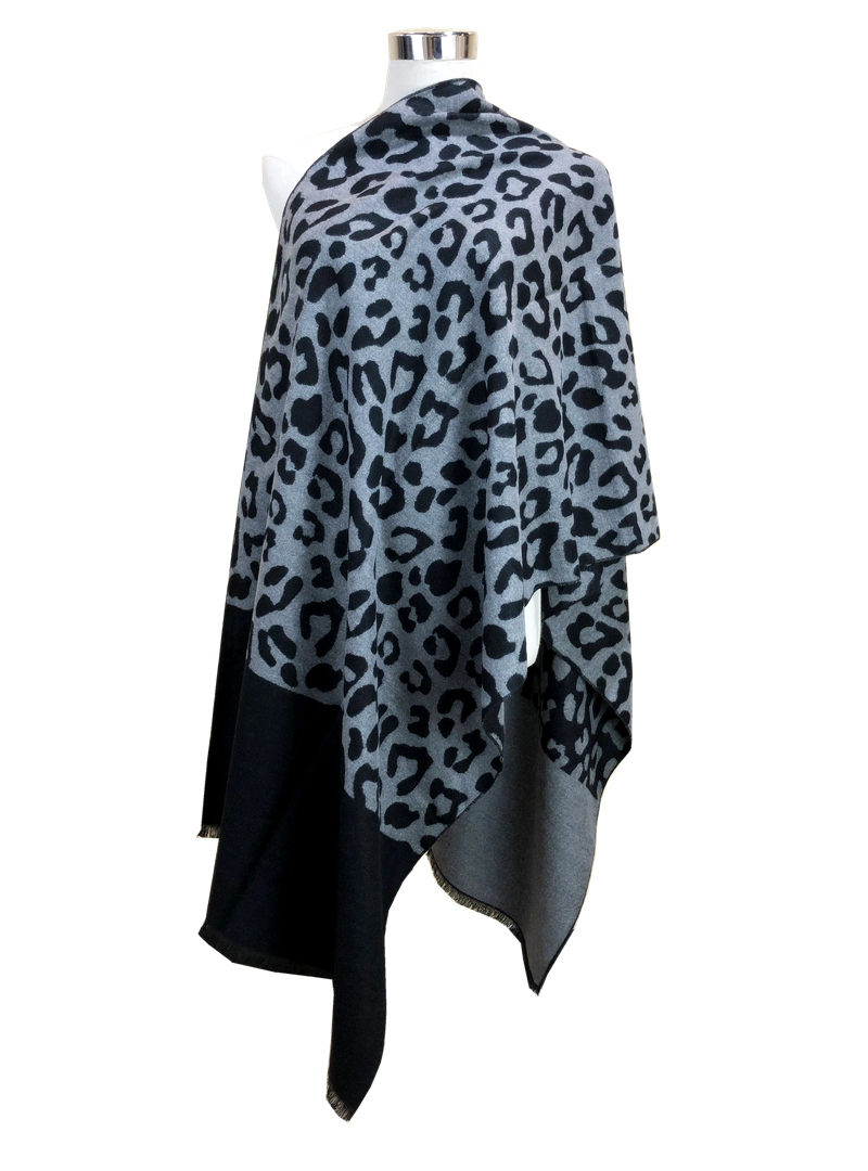 Wholesale fashionable custom design scarves, leopard print shawls for women in winter Specification image