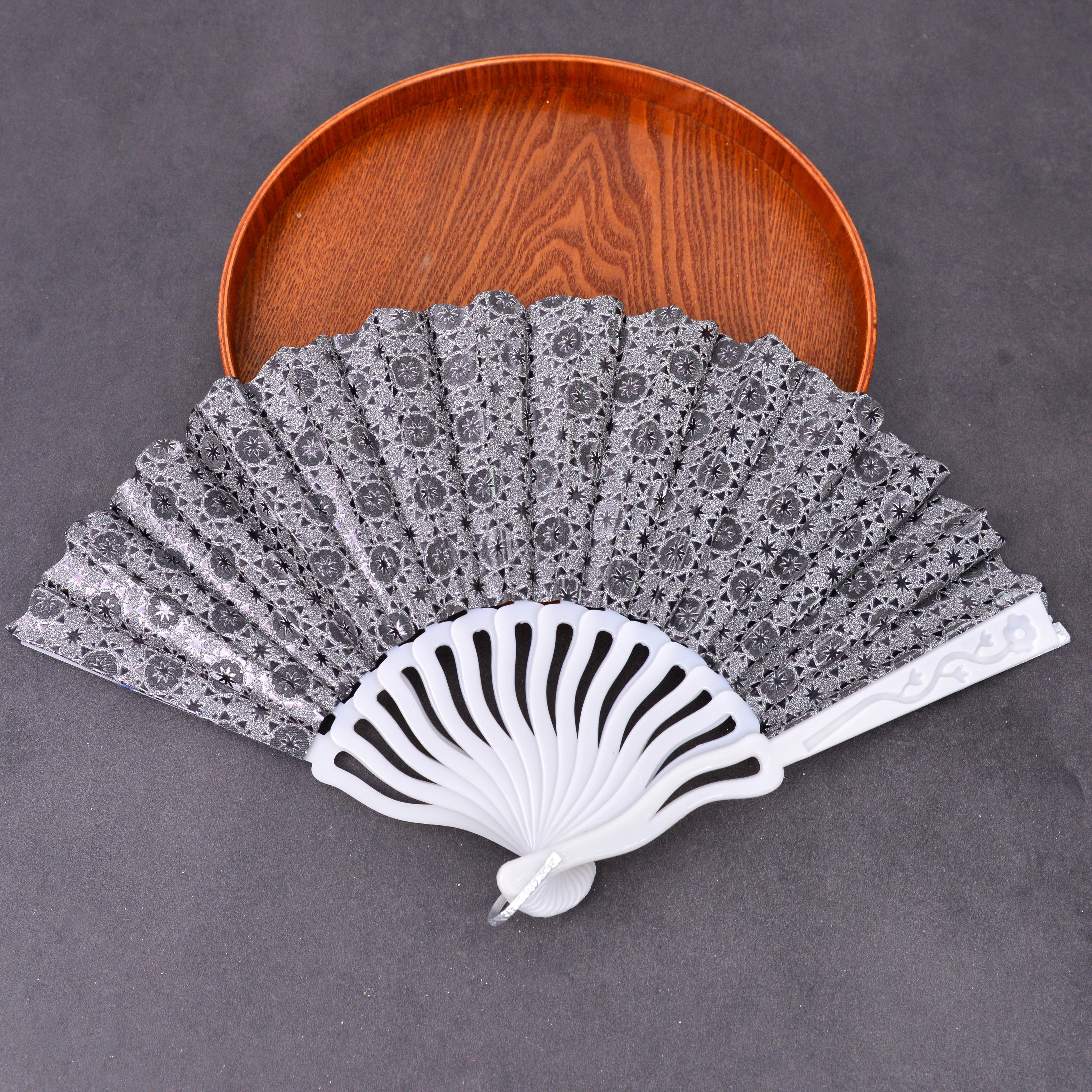 中国风扇子舞蹈扇S形四叶星金葱塑料扇龙骨扇