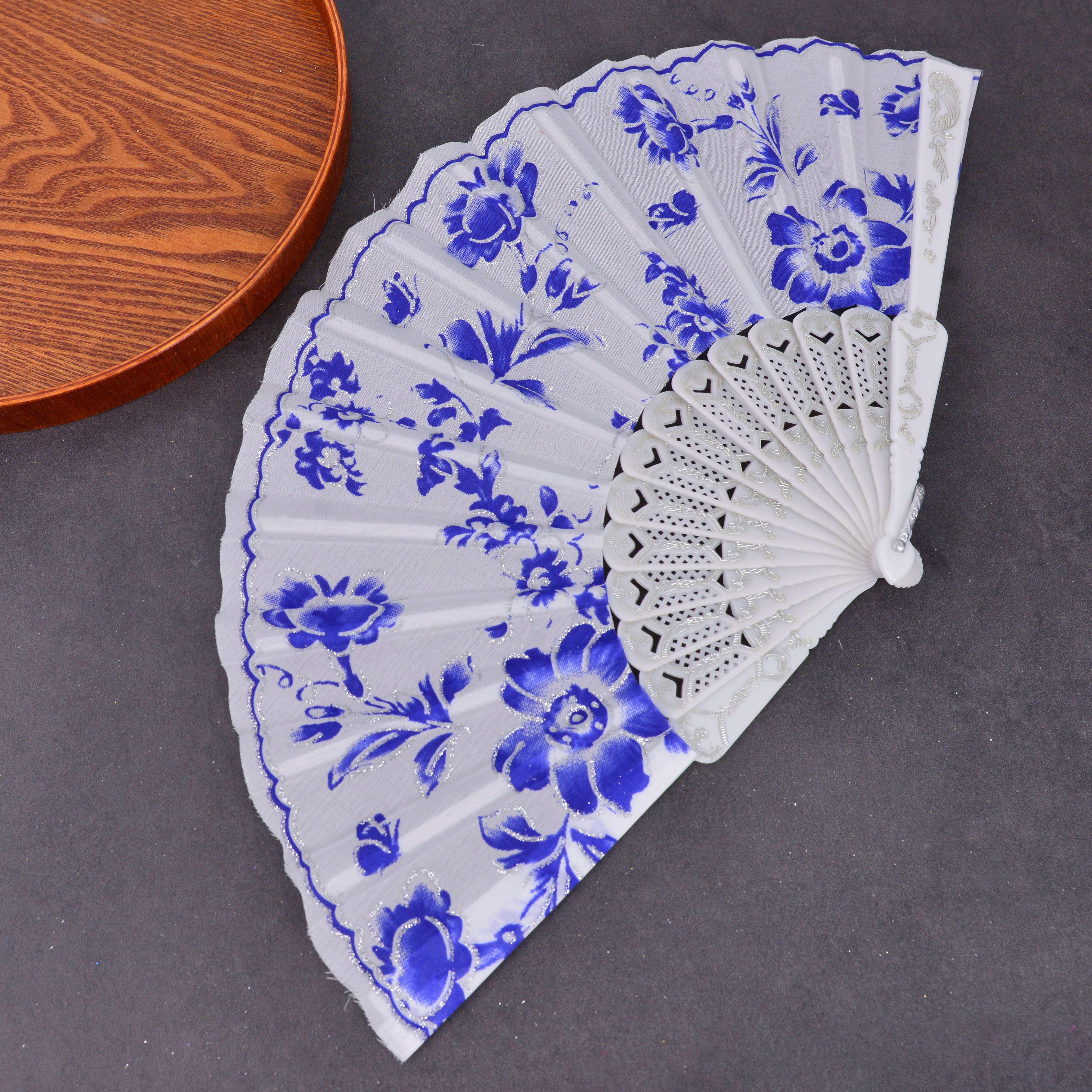 白杆金粉印粉扇子中国风/烫金烫银扇子/竹扇绸布印花扇子产品图