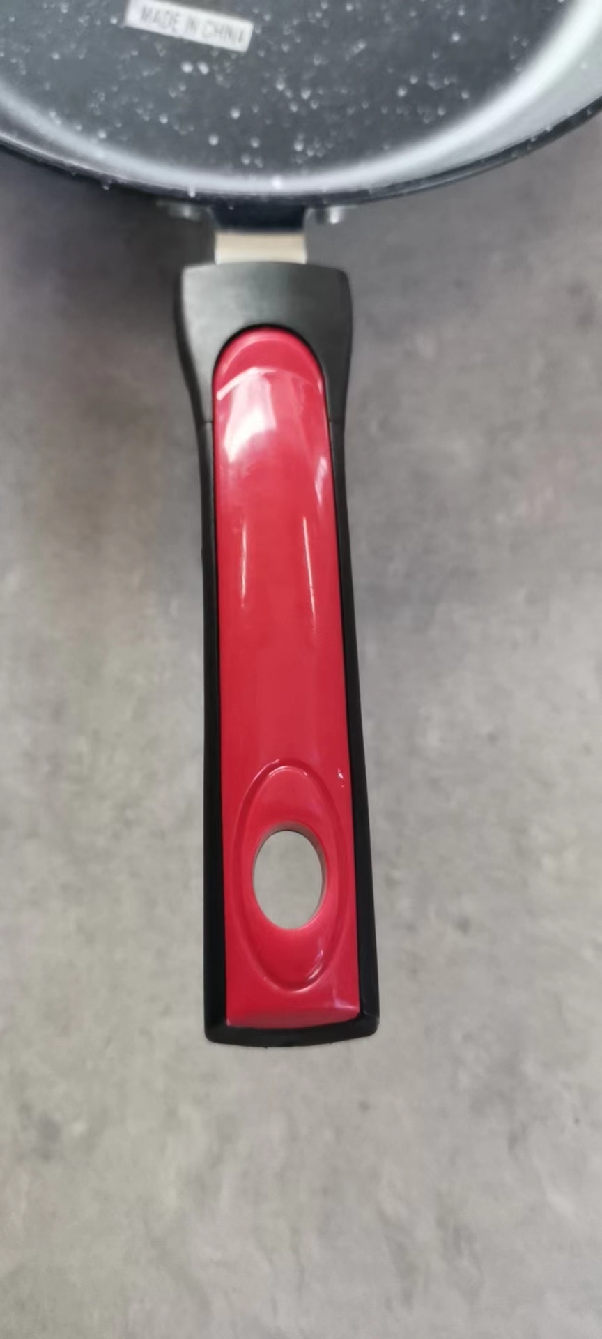New red plate rubber-handled flat pot with black marble Specification image