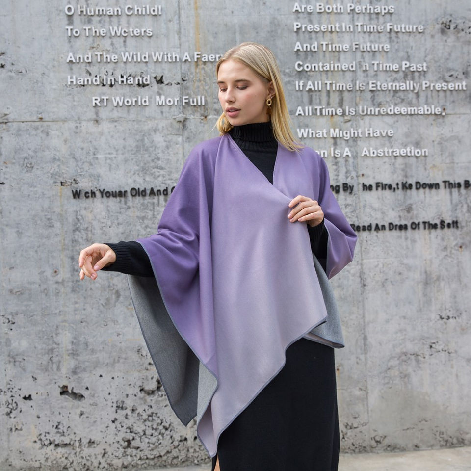 Wholesale of lightweight and fashionable spring scarves for women. Cashmere raincoats, scarves, shawls and raincoats for women in spring and winter, oversized details Picture