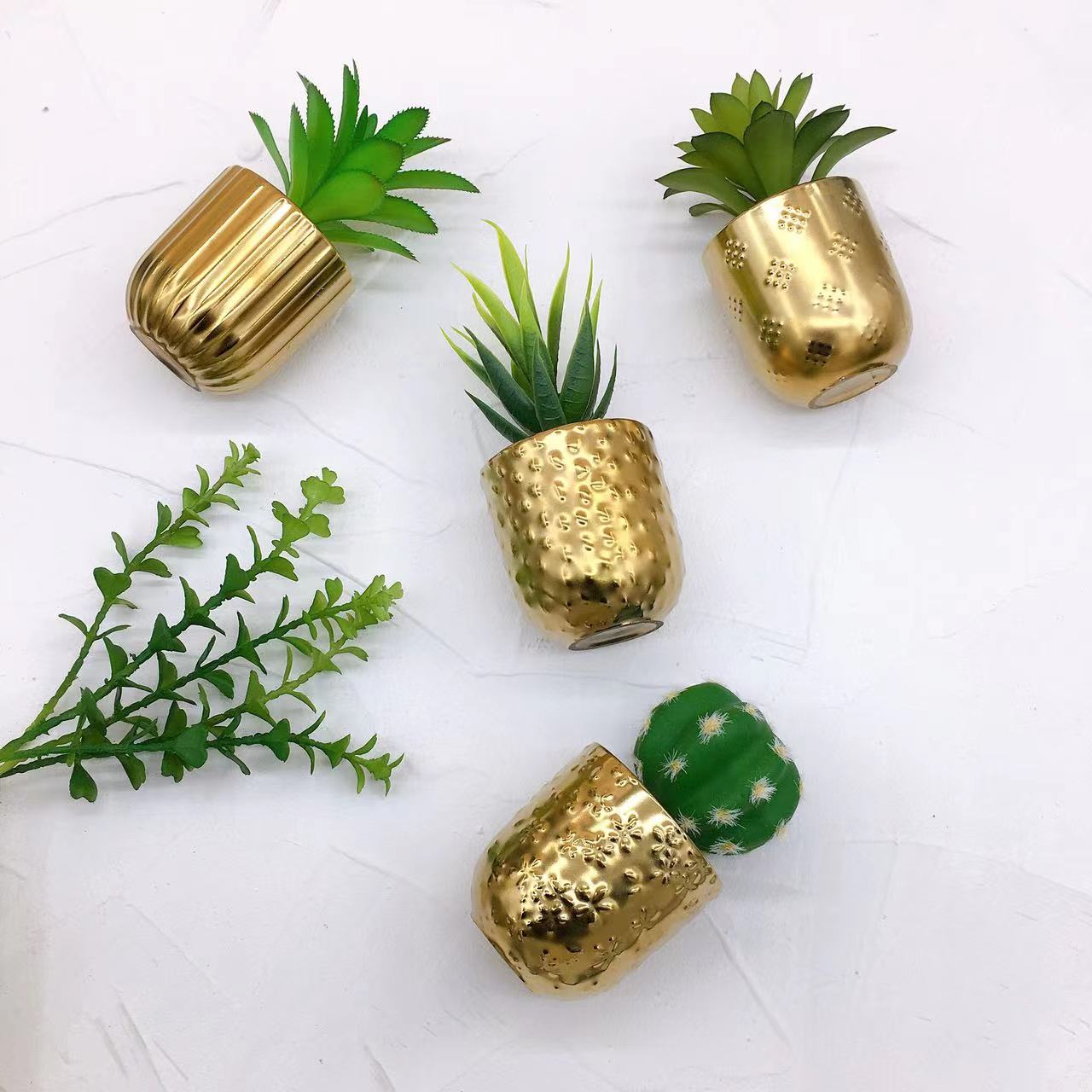 北欧ins电镀陶瓷花盆多肉植物盆栽简约现代金色金属北欧装饰摆件