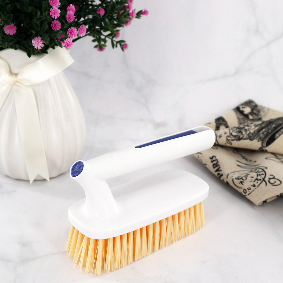 Floor cleaning brush