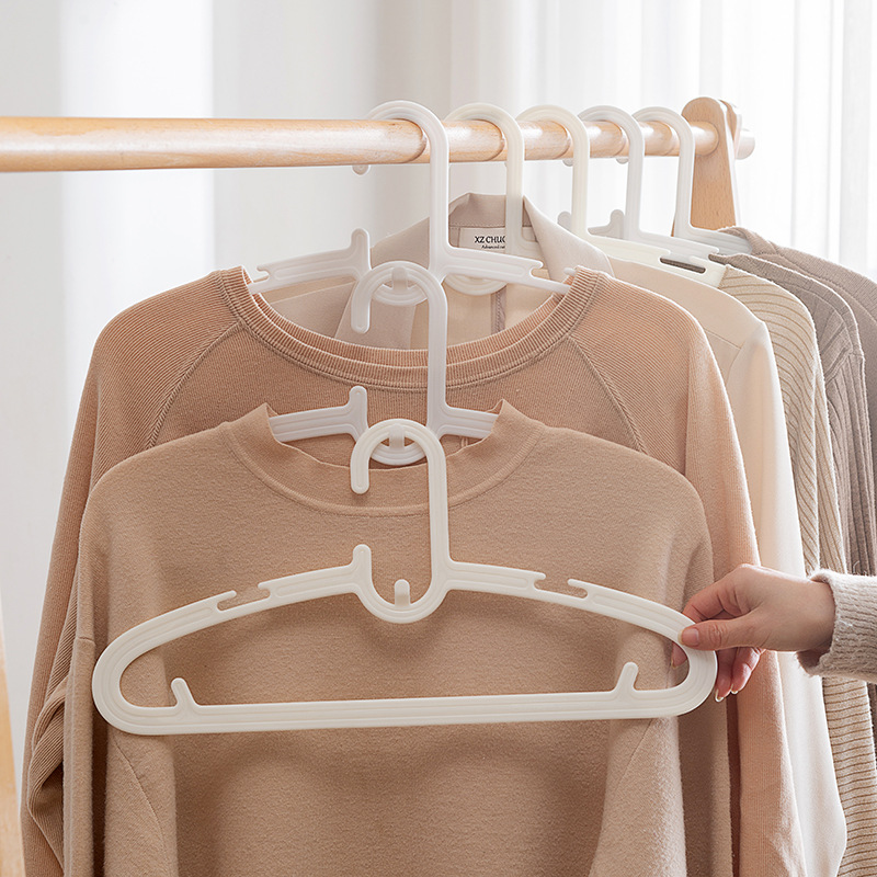Export of traceless hangers Item Picture