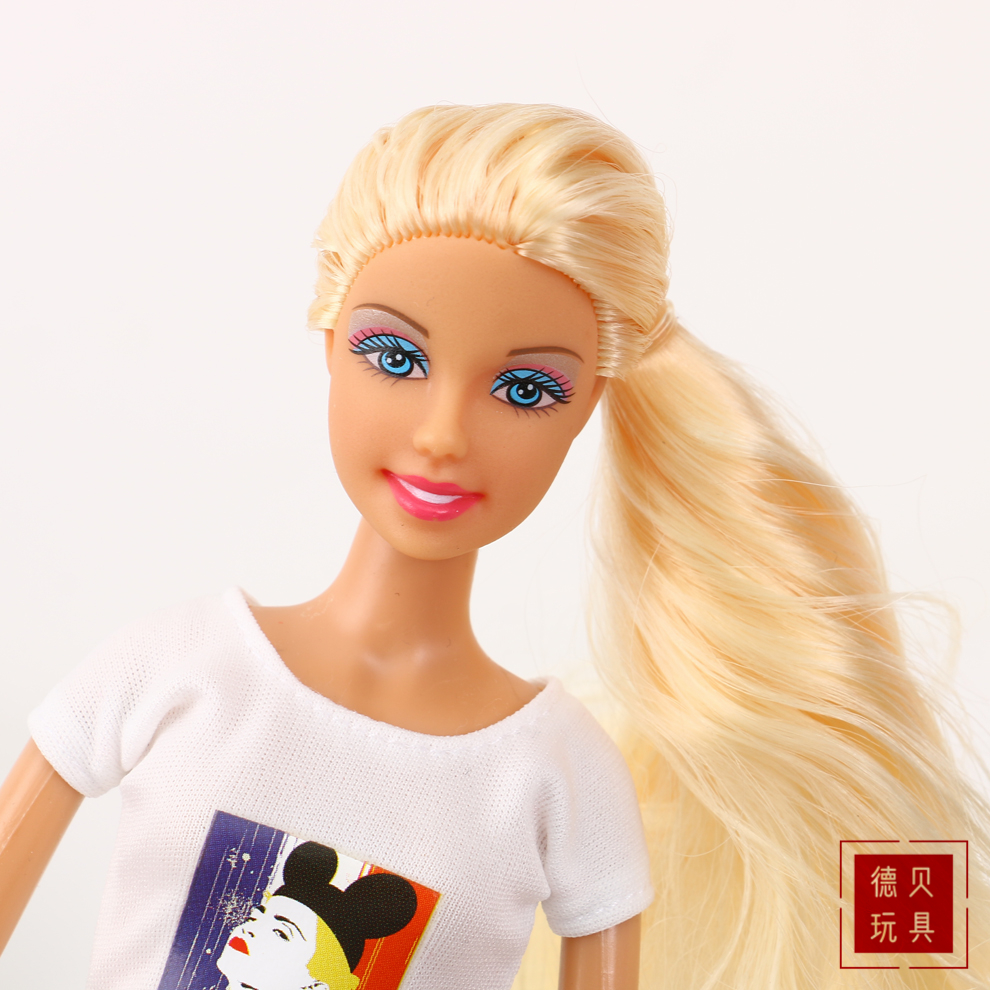 德发娃娃/Lucy/Doll白底实物图