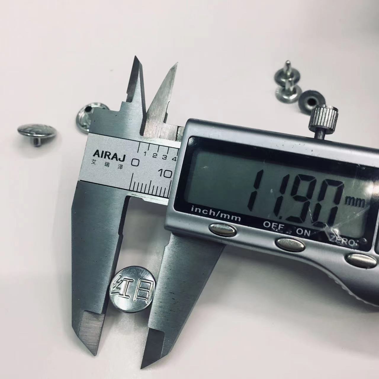 其他箱包配件实物图