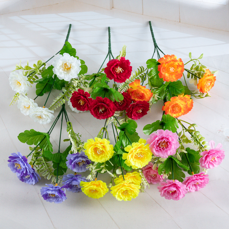 Artificial flower factory direct sales of artificial flower bouquets and ornaments 19MX0547 Five-headed yellow heart chrysanthemums 0400140 18x1 details Picture