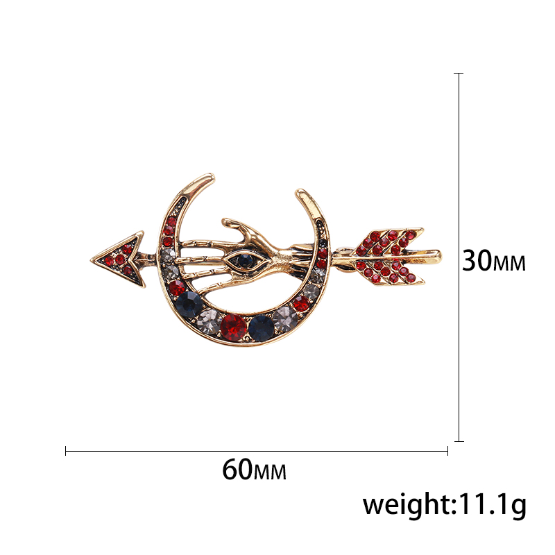 Factory direct sales of creative and light luxury Korean version new best-selling cartoon ancient gold one-shot piercing heart oil stone water diamond creative retro brooch, simple and fashionable accessory pin in stock Application Scenario