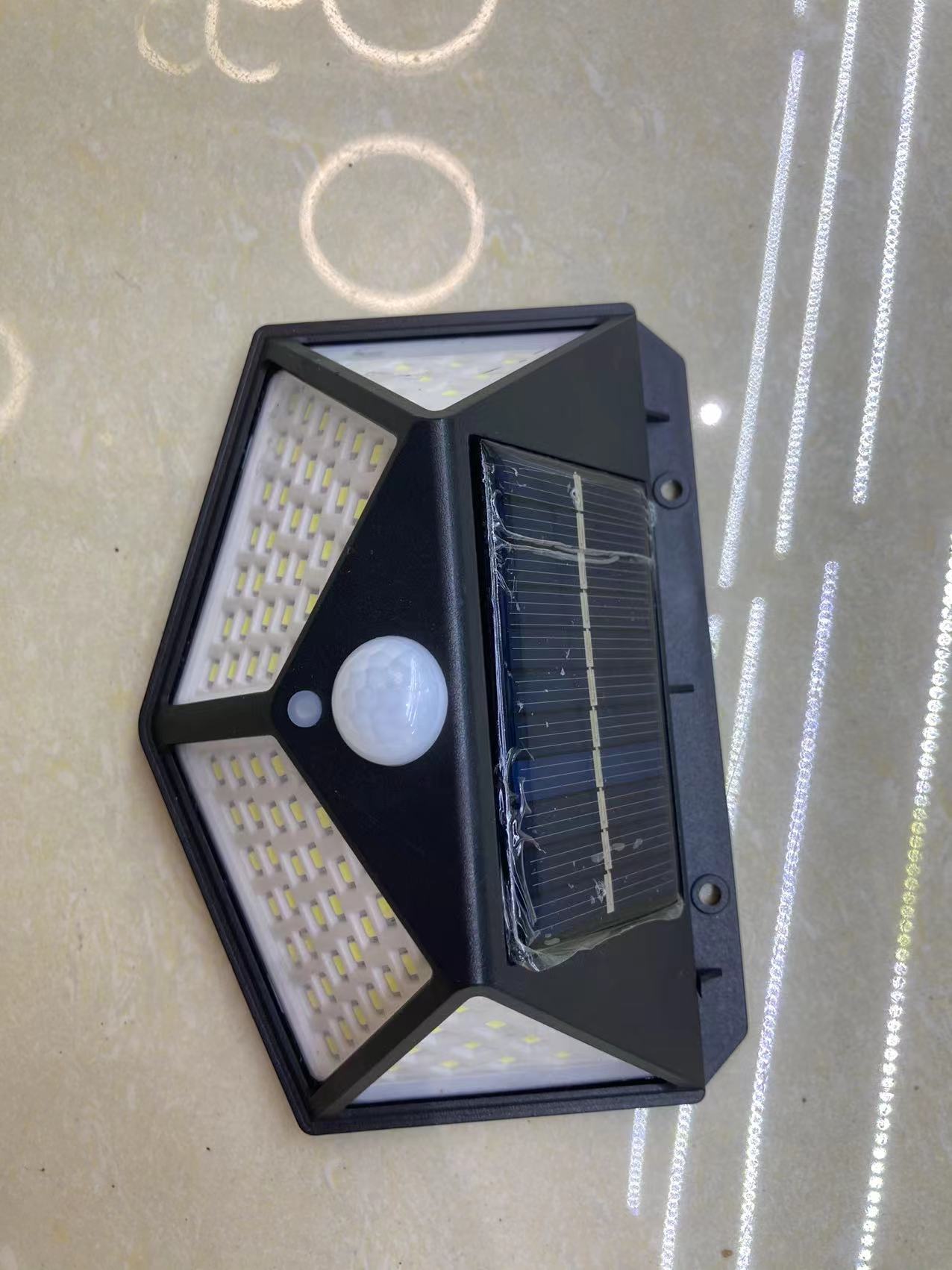 solar wall lamp