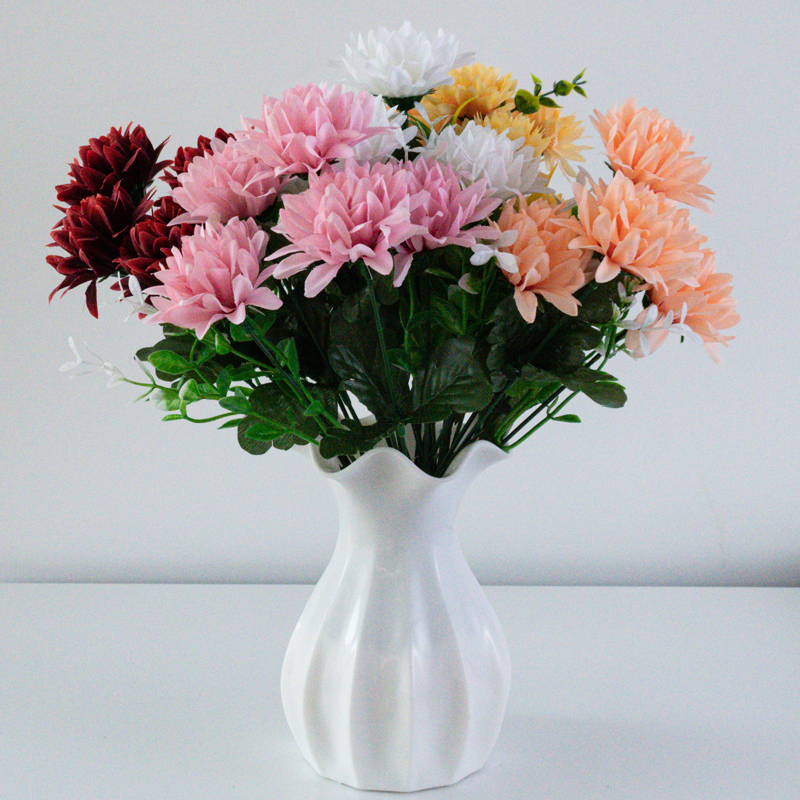 Direct sales of artificial flower manufacturers: 5-headed pointed-ball chrysanthemums as artificial flower bouquets and ornaments