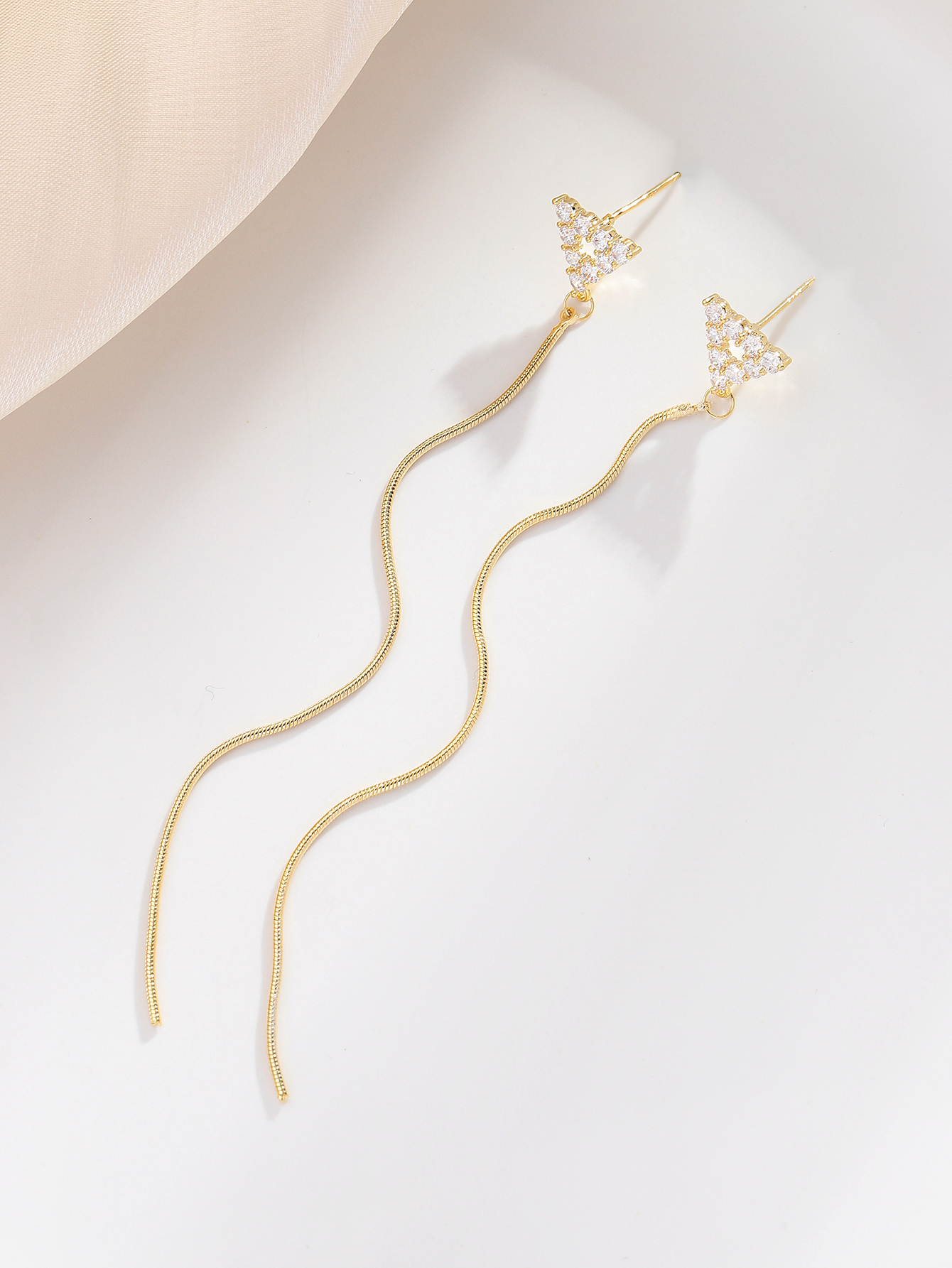 饰品徽镶嵌锆石耳环/贝珠耳钩/饰品项链/饰品女长款气质/欧比雅比产品图