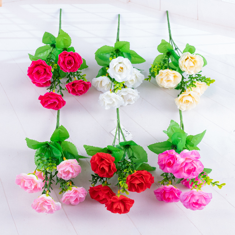 Direct sales of 5-headed four-eared artificial flower bouquets from the artificial flower manufacturer Application Scenario