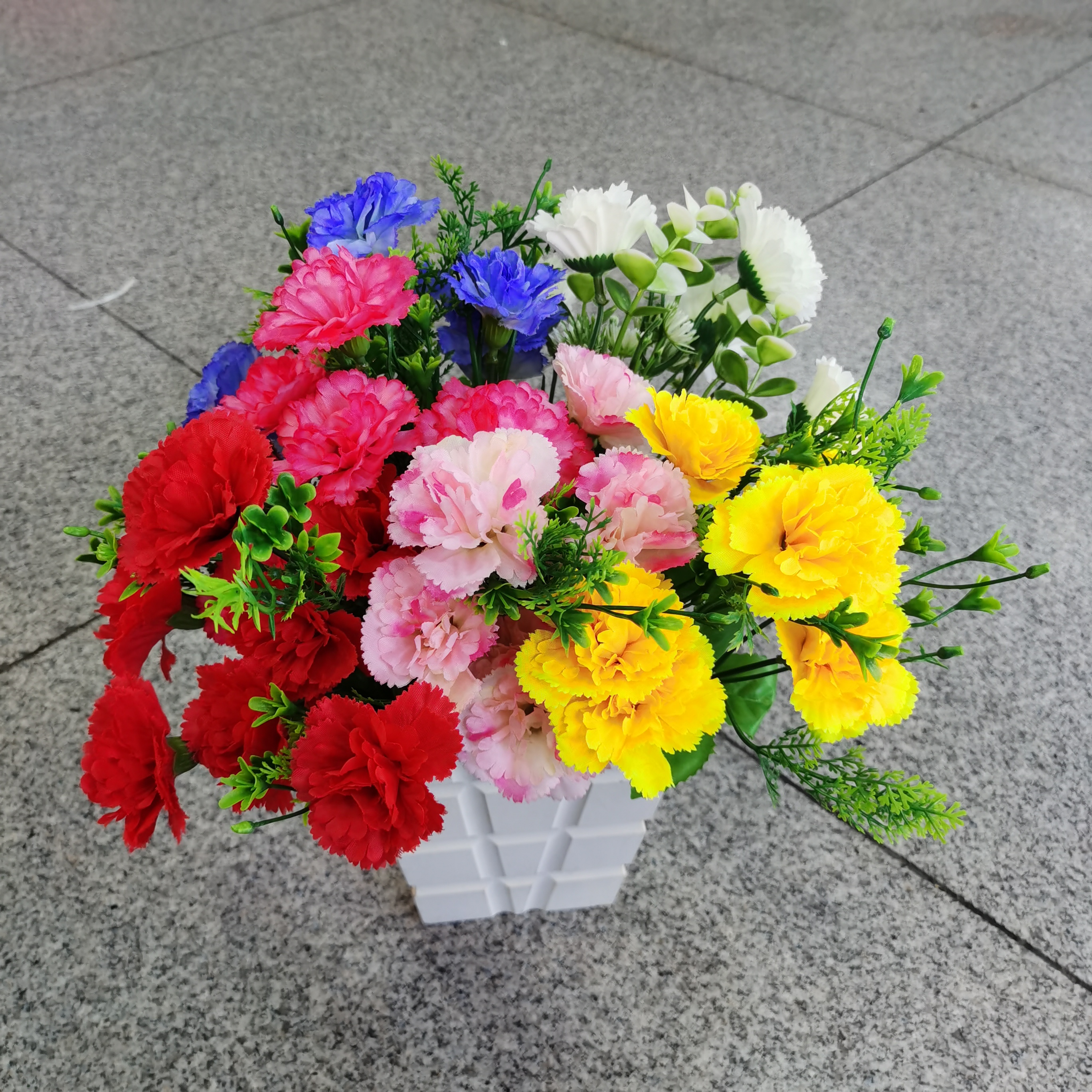 Direct sales of artificial flower manufacturers: 5-head 4-size carnations for artificial flower bouquets and ornaments