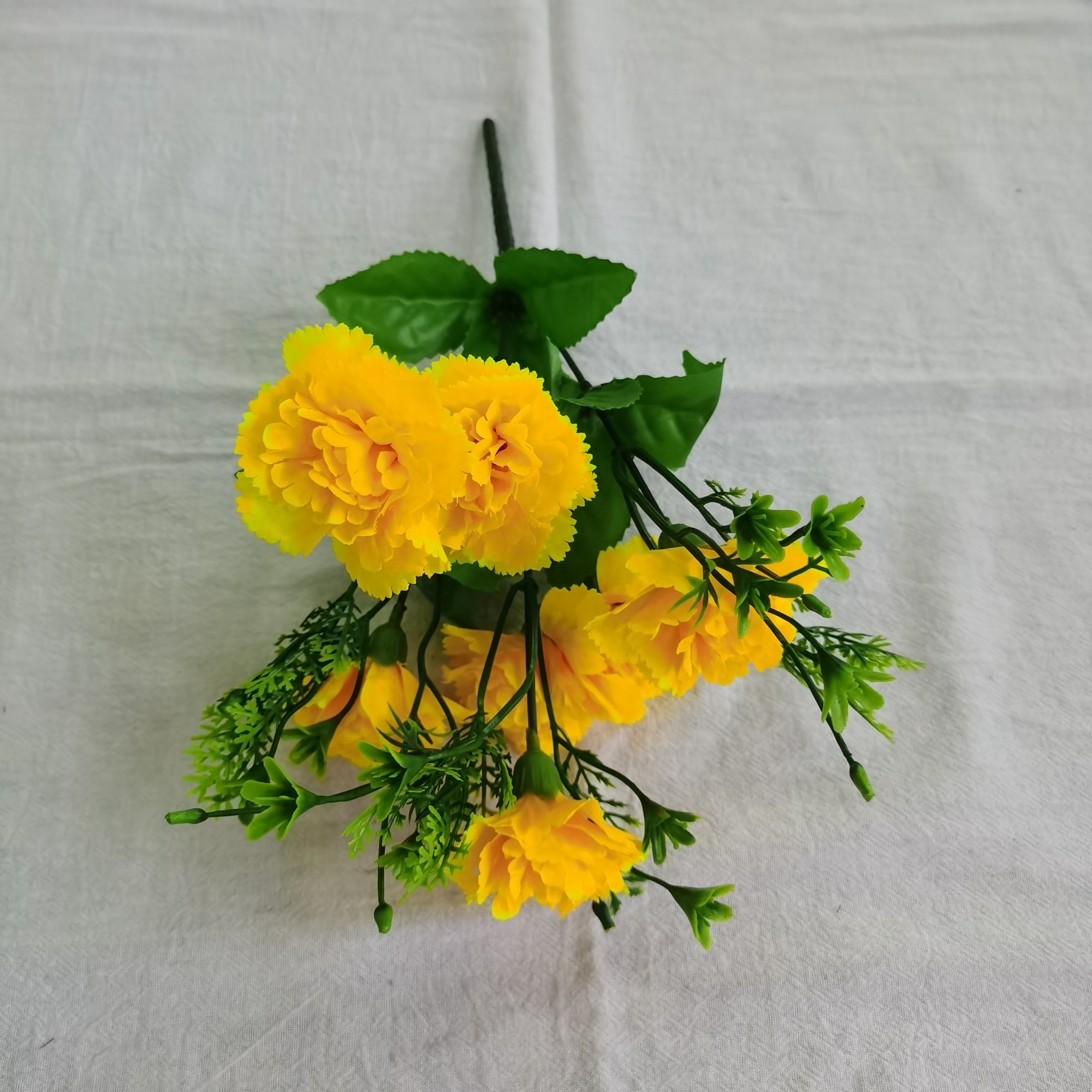 Direct sales of artificial flower manufacturers: 5-head 4-size carnations for artificial flower bouquets and ornaments Application Scenario