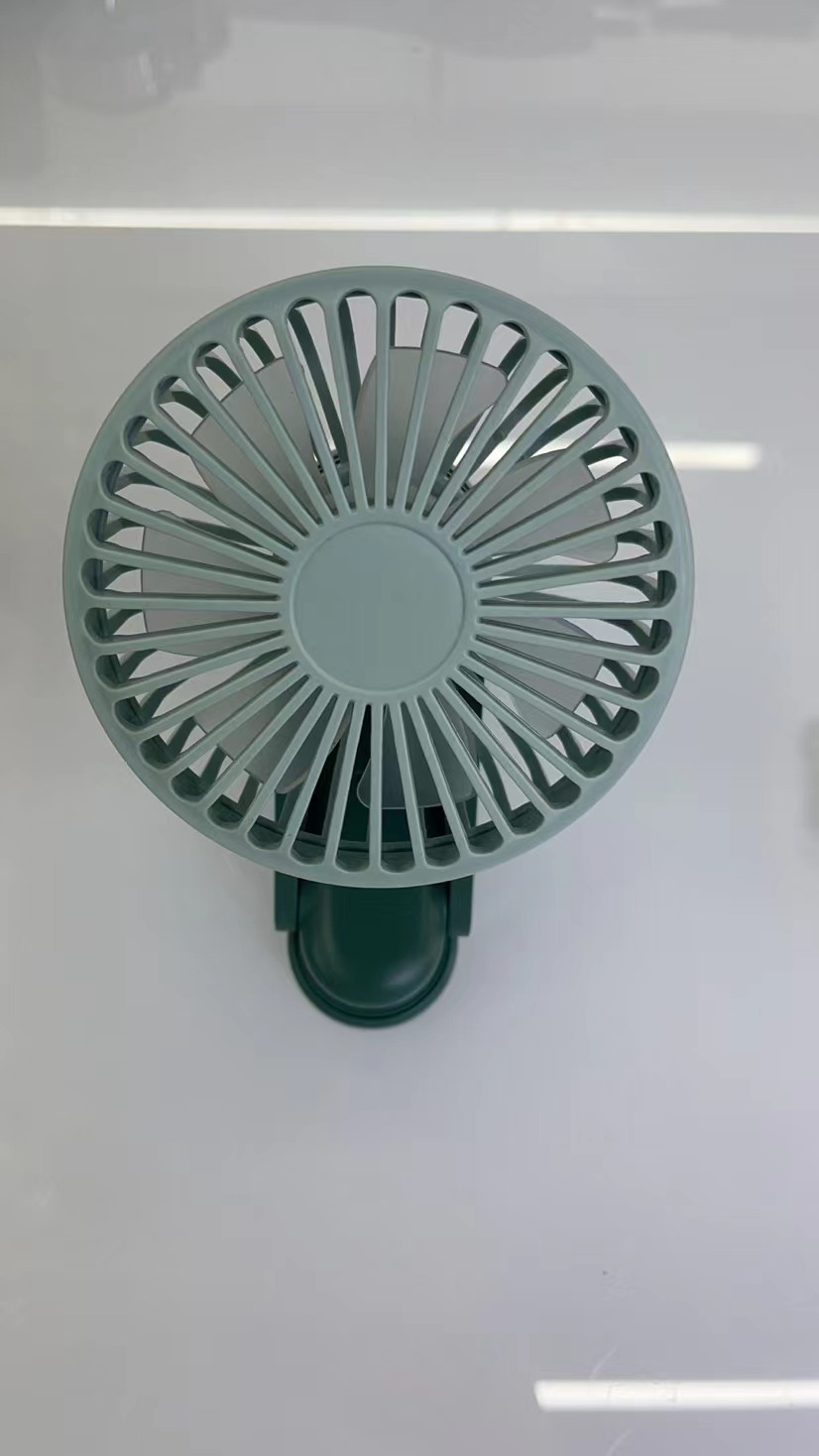 The CS122 handheld folding fan comes in five colors: yellow, blue, green, pink and black, with three wind speed Settings. It is convenient to carry details Picture