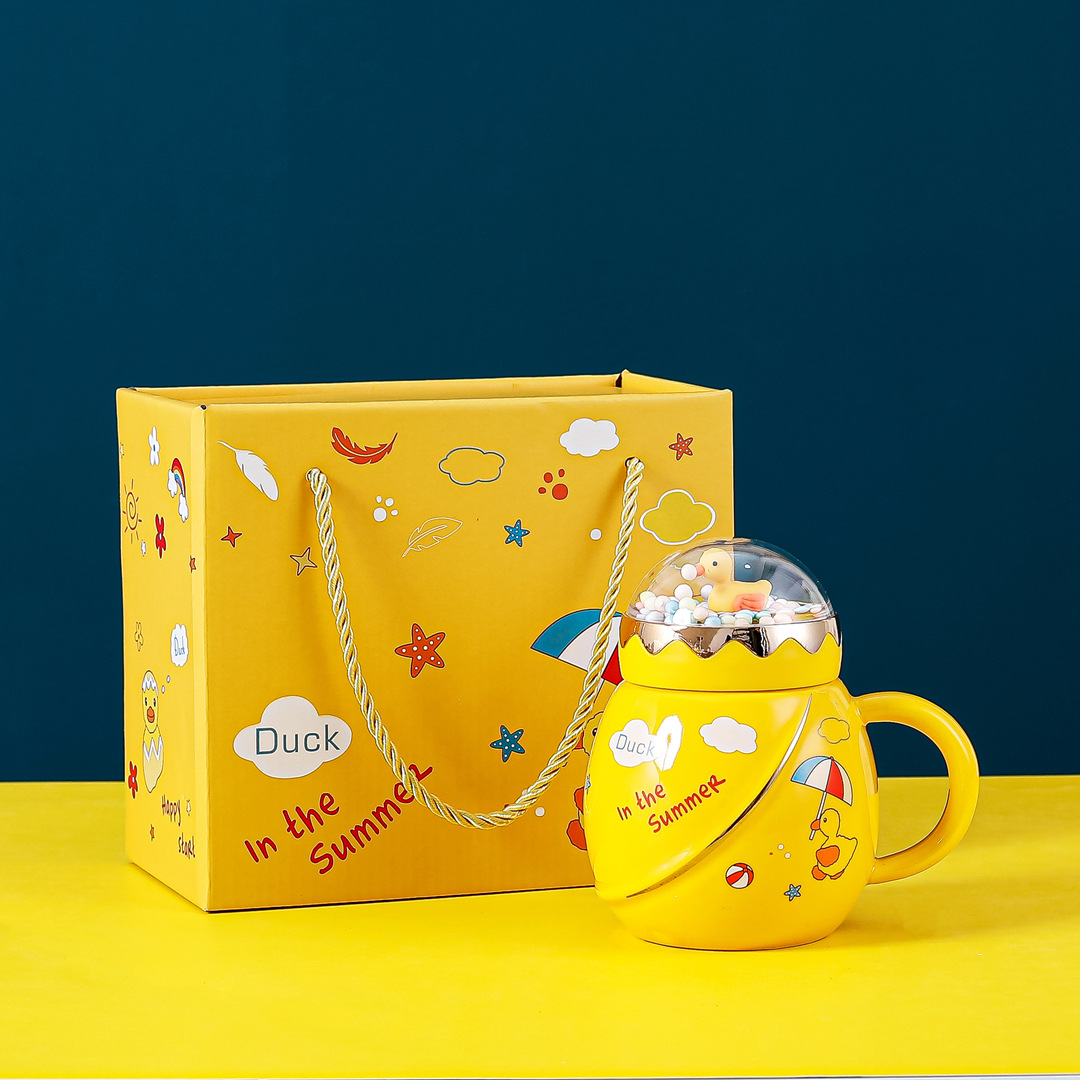 Planet Ceramic mug Application Scenario