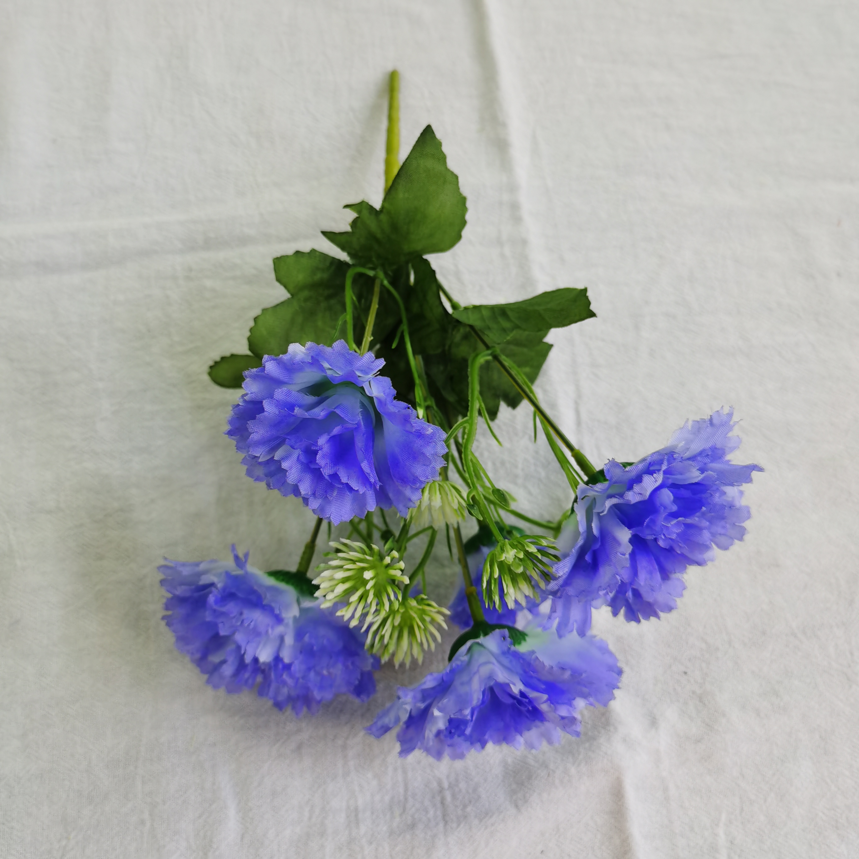 Direct sales of artificial flower manufacturers: 5-head 6-flower artificial flower bouquets and ornaments, featuring high-quality grass and large lilacs details Picture