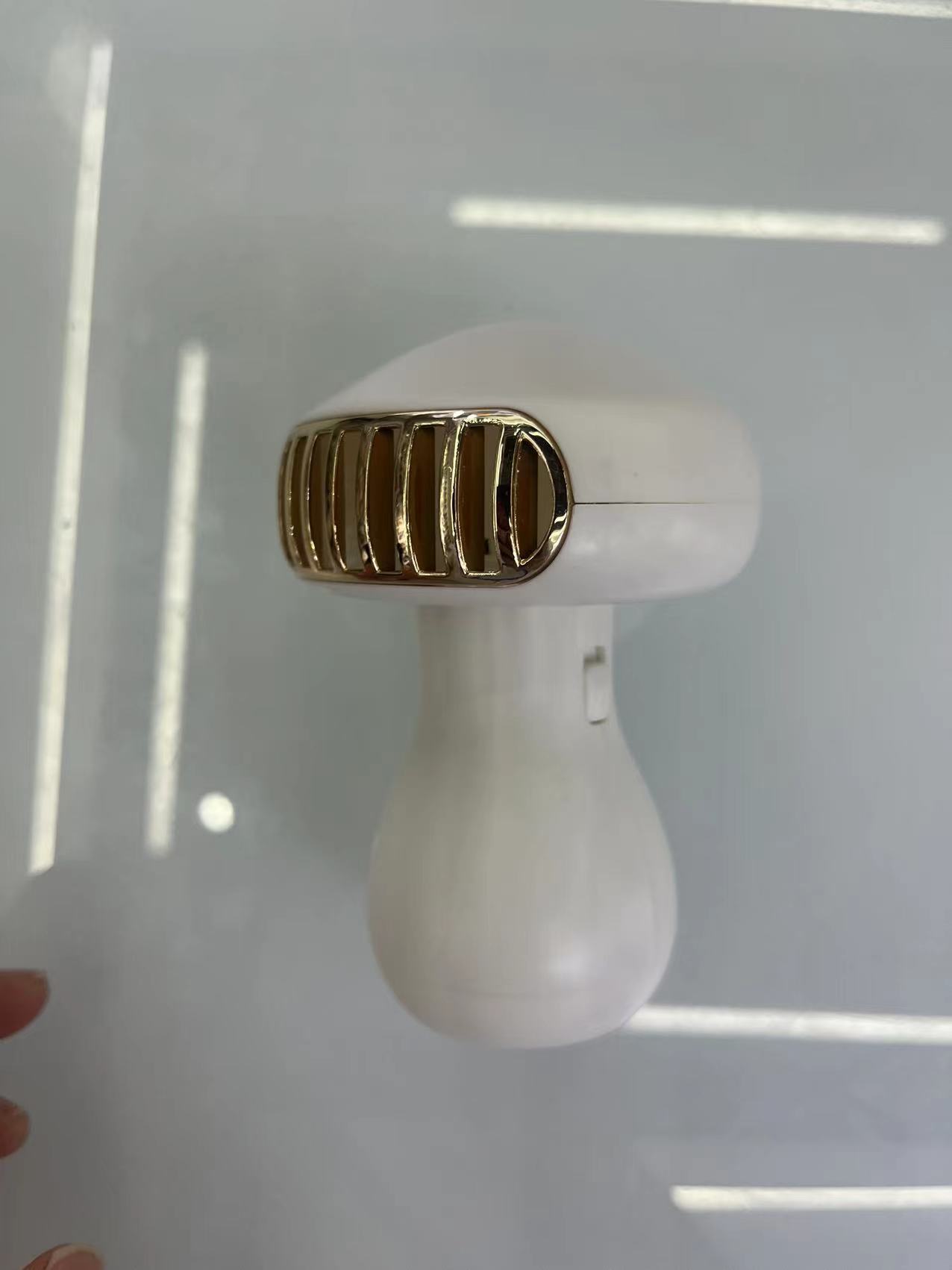 蘑菇手持细节图