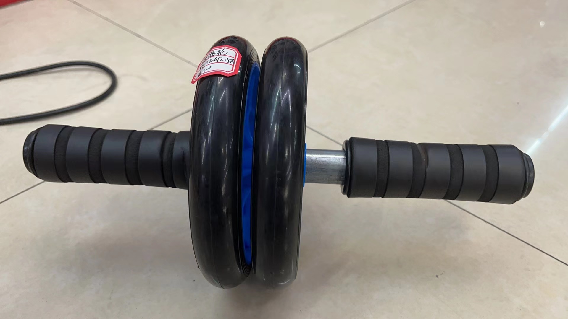 Professional fitness auxiliary equipment: Abdominal exercise wheel details Picture