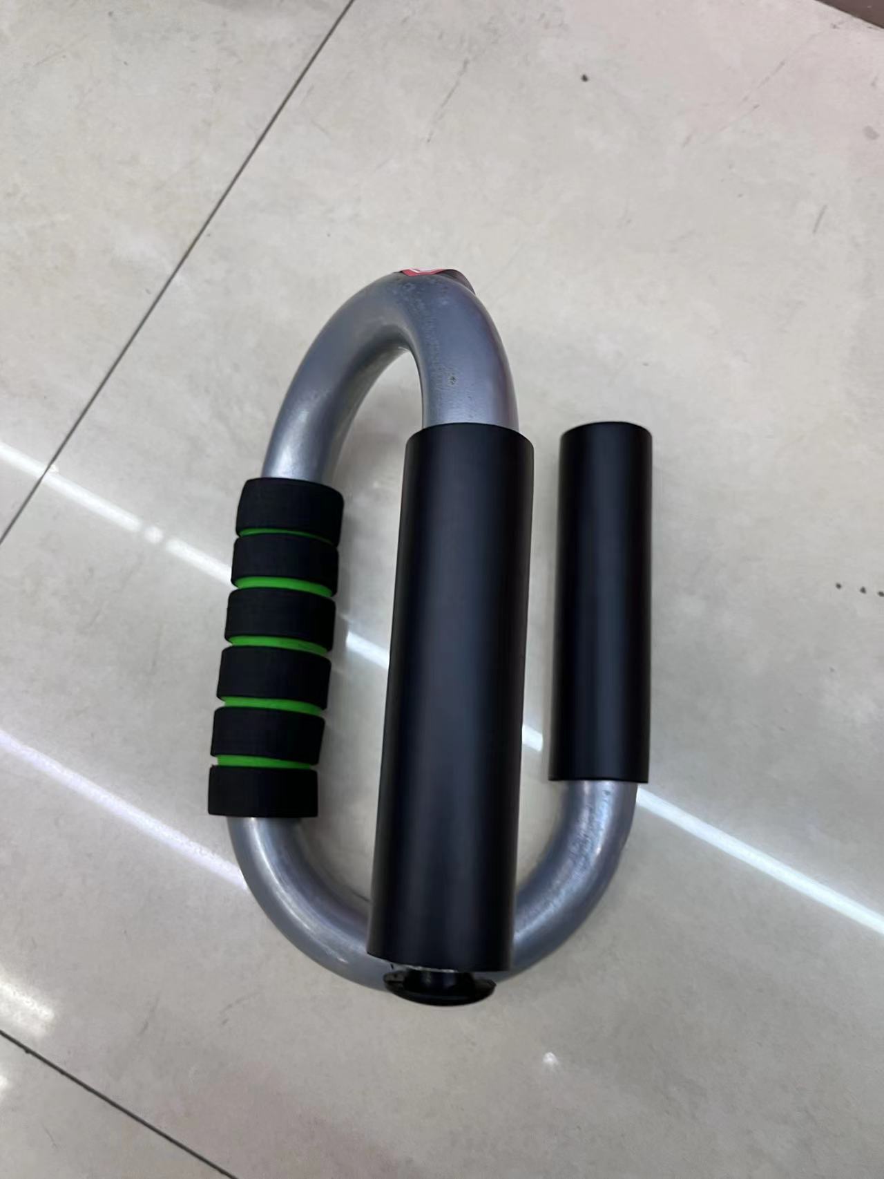 S-shaped fitness push-ups are anti-slip