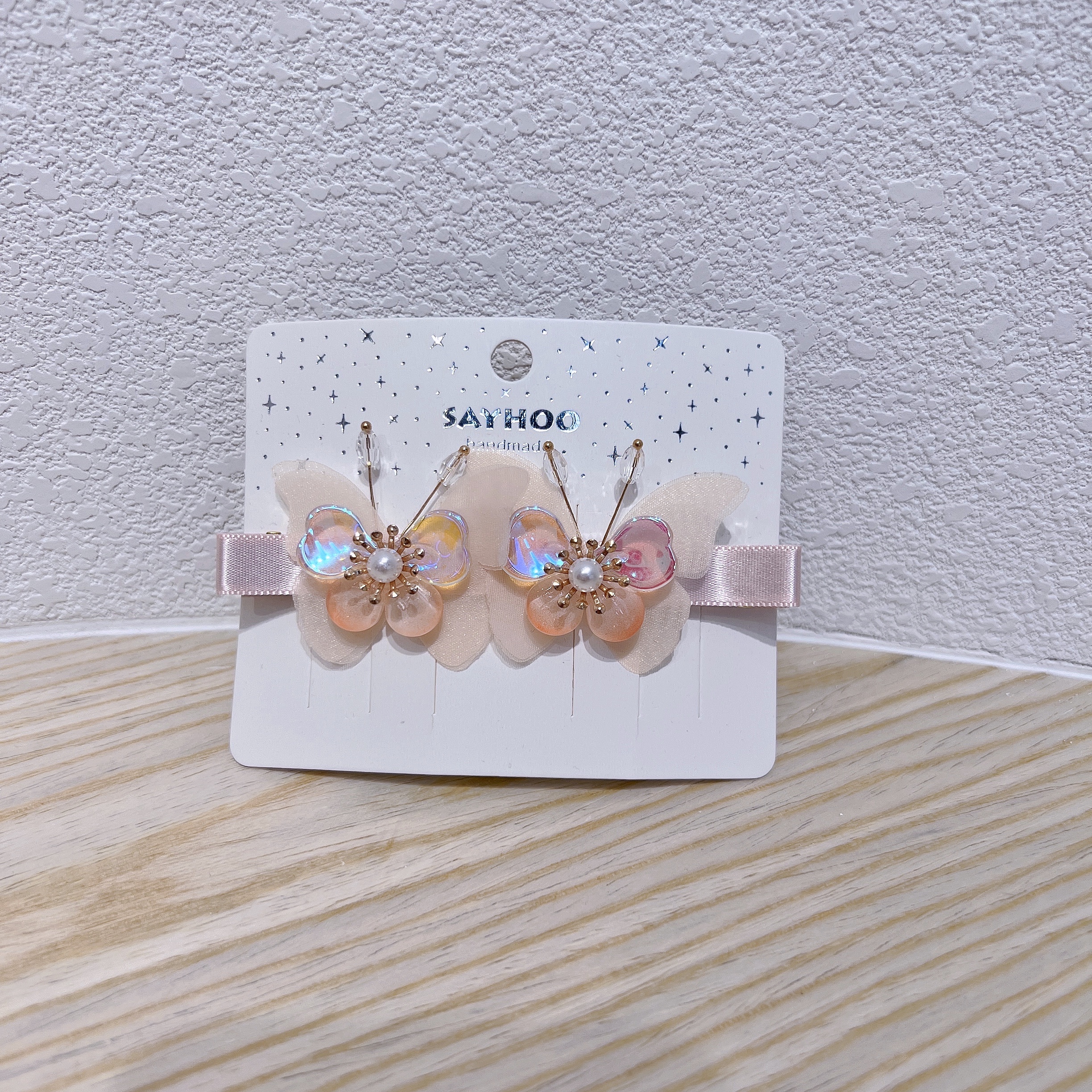 Hairless Hanfu clip - Butterfly fluttering clip Application Scenario