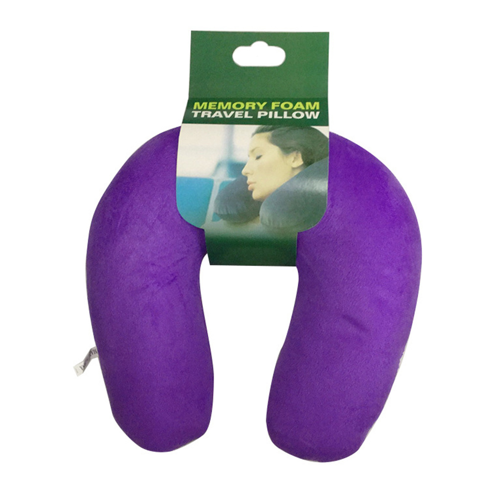 Monochrome U-shaped pillow details Picture