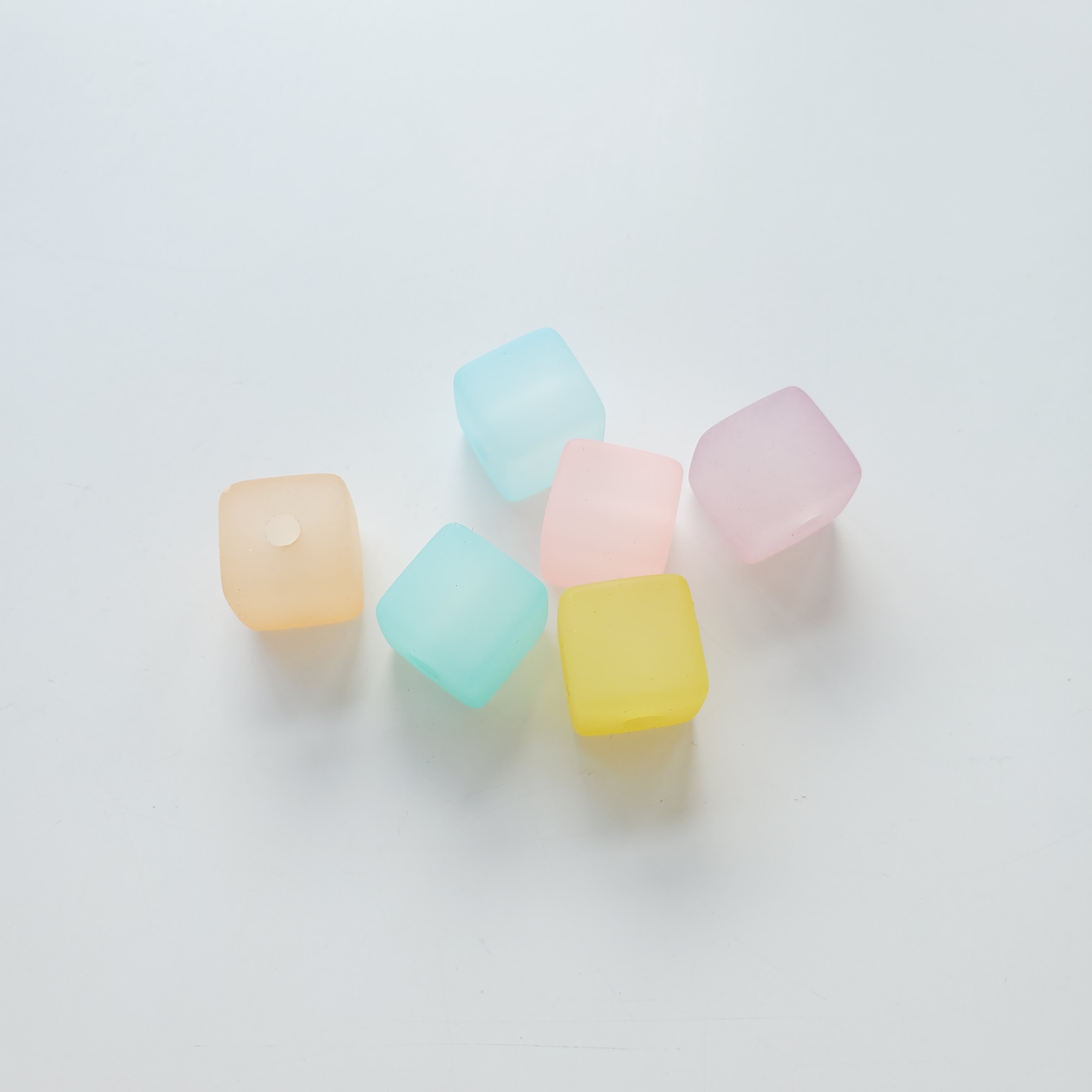 陈明饰品彩色果冻橡皮直孔方块亚克力配件diy发饰材料
