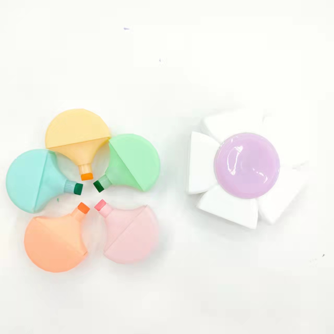 Finger gyroscope rotating color highlighter pen, student key marking pen, journal pen, large-capacity drawing pen Specification image