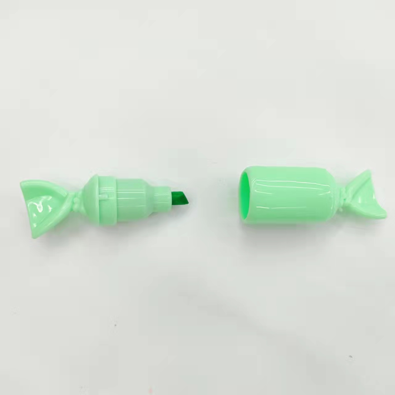 Candy-shaped colored highlighters, student key point marking pens, notebook pens, large-capacity drawing pens Application Scenario